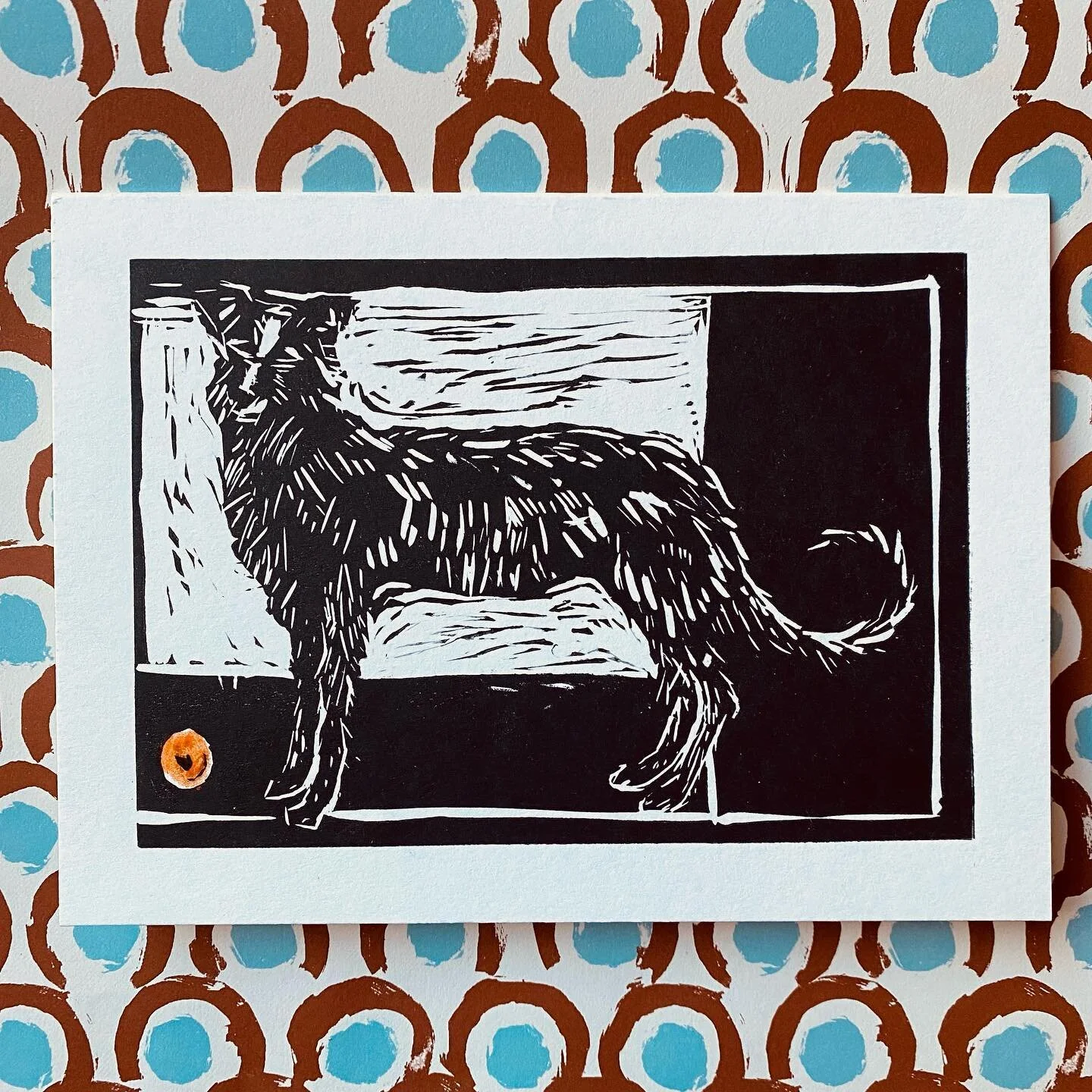 Gave linocutting a whirl with  @jillhodgeartist print studio in north Edinburgh- she does excellent workshops &amp; has every type of printing press/ machine imaginable.  This is based on one of my own deer hound drawings.  Background is a paper from