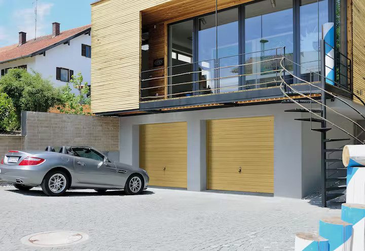 garage-door-up-and-over-styles+garage+door+restore+west+midlands.jpg