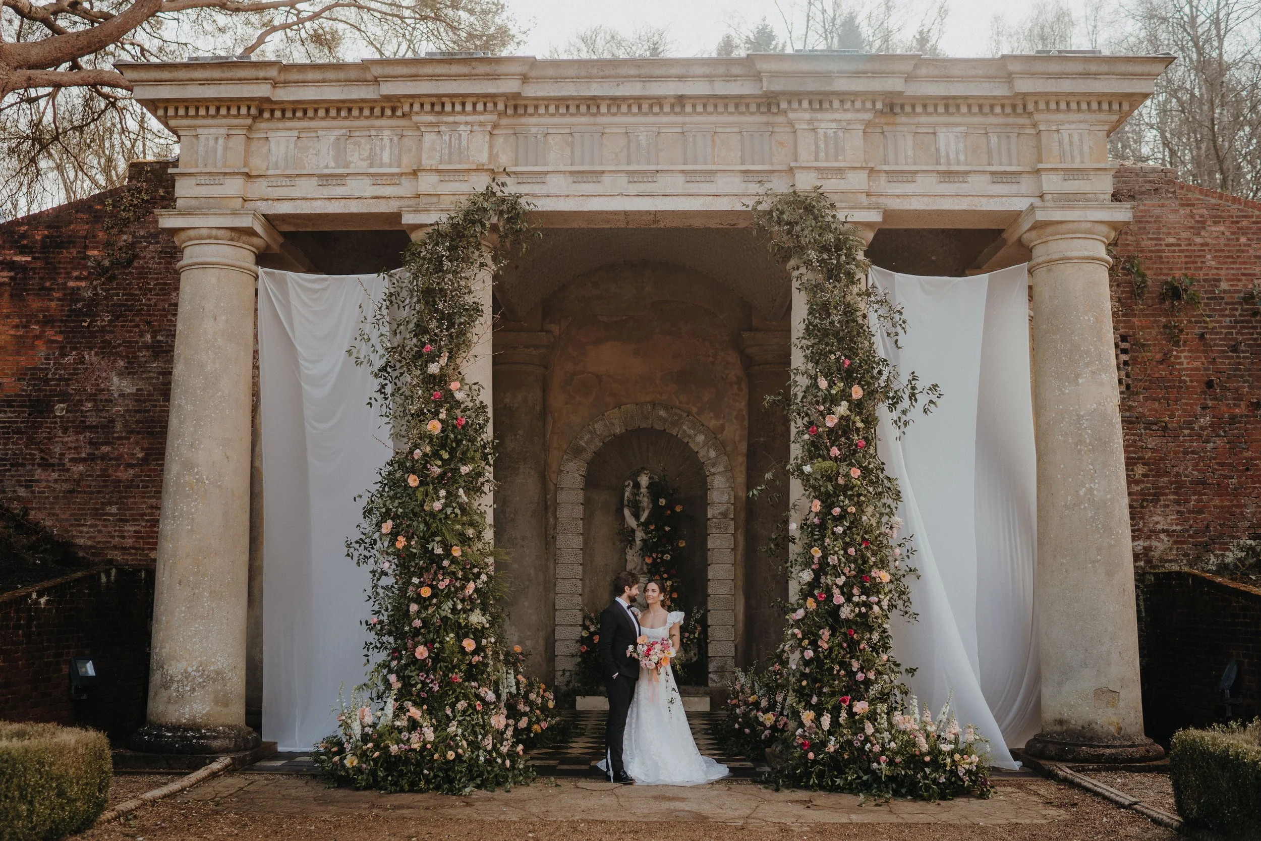 Wotton House Italian Gardens Ceremony wedding flowers
