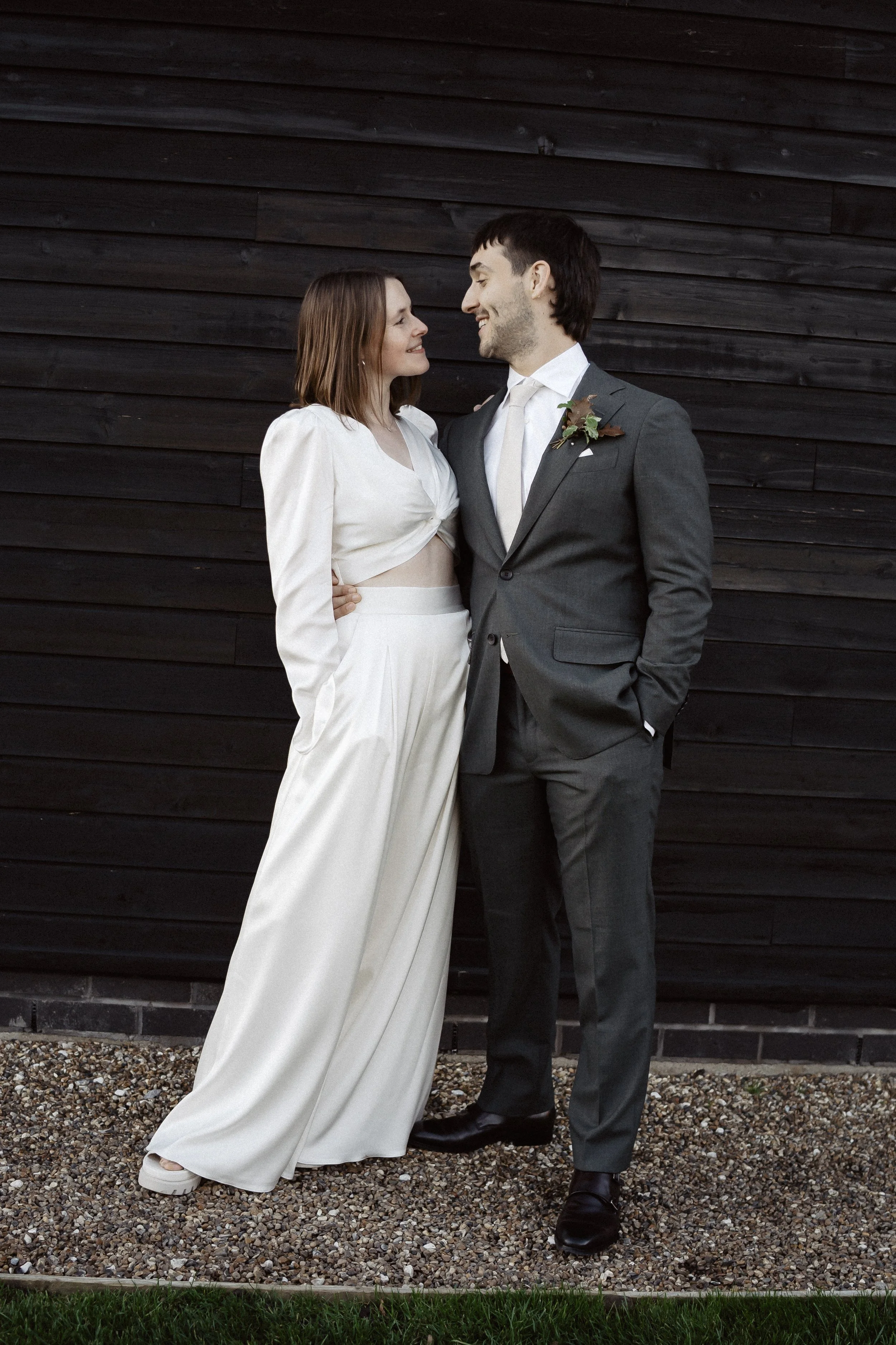 botley hill barn bride & groom