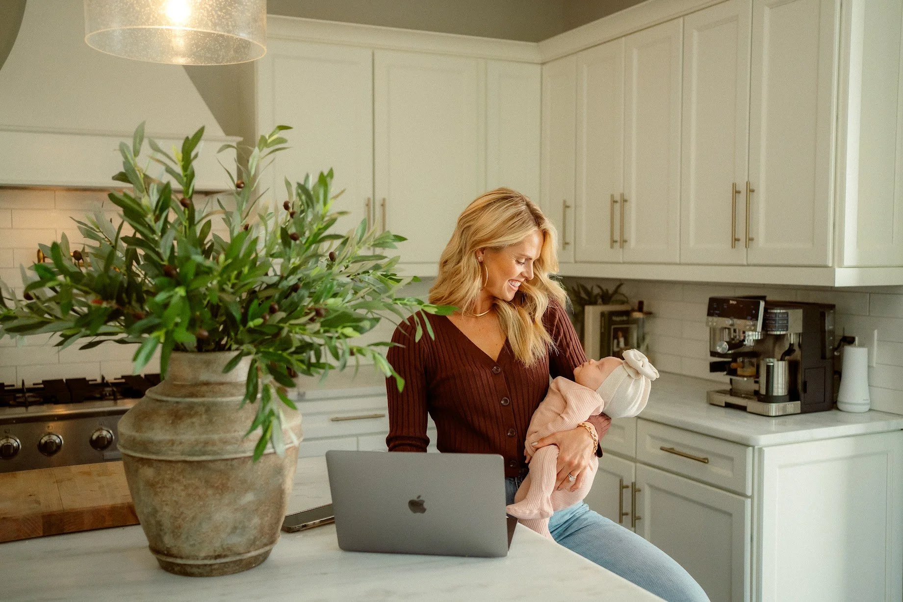 Building a Business That Doesn’t Cost Me My Motherhood | My daily routine as a mom of three