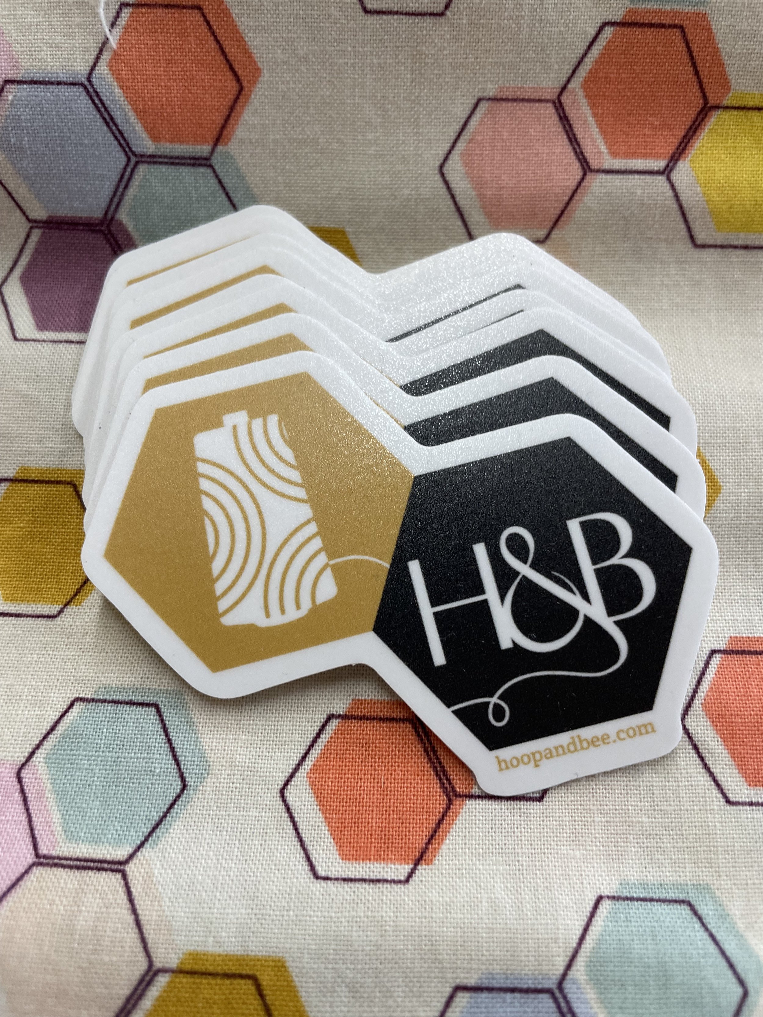 Sm_Logo_sticker.jpeg