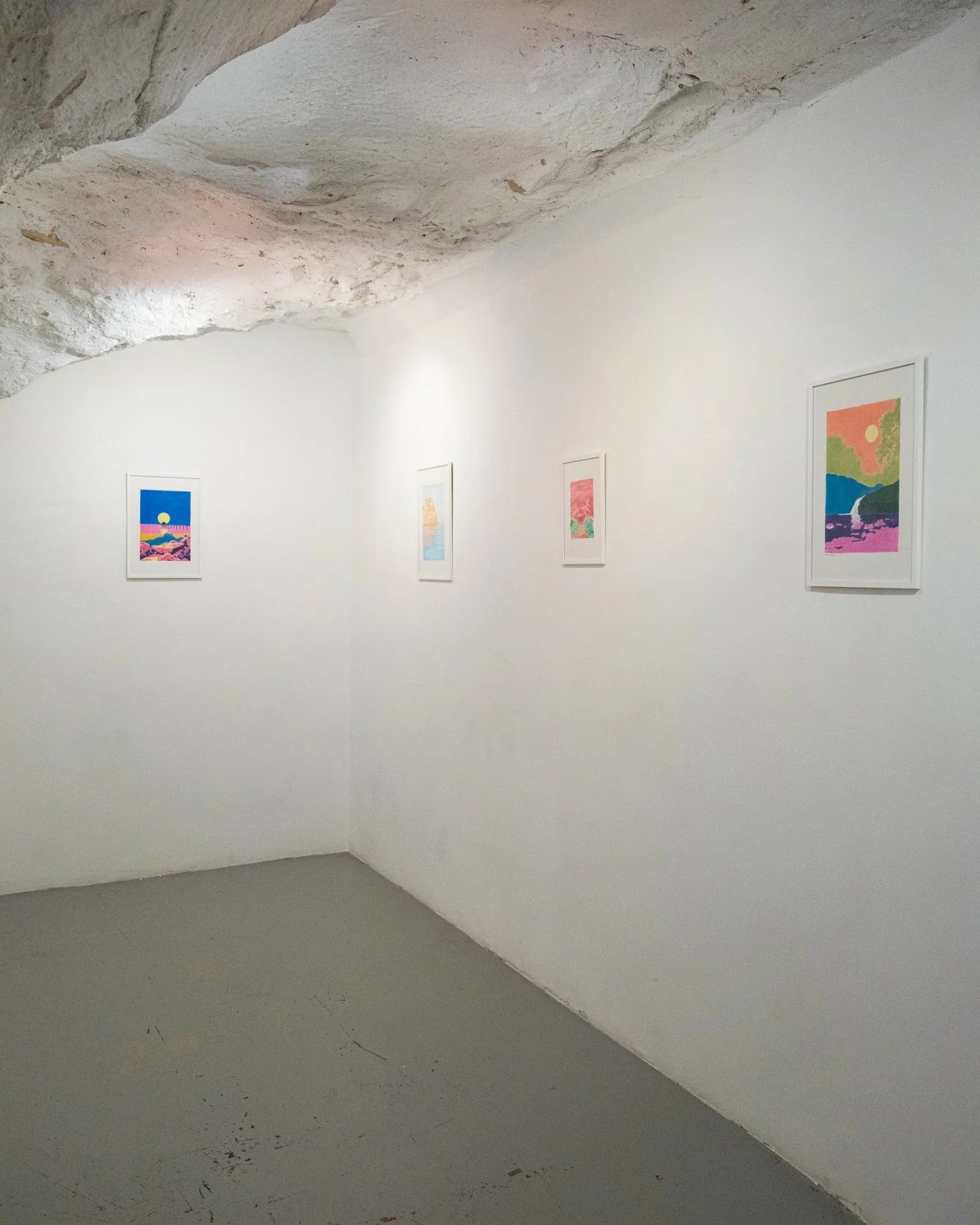 Vue de l'exposition "Moving Through the Dark" de Manon Diemer. 
Crédit Photo : Inu Studio