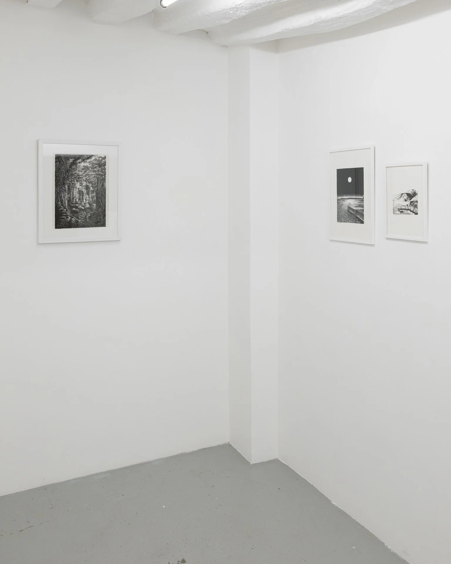 Vue de l'exposition "Moving Through the Dark" de Manon Diemer. 
Crédit Photo : Inu Studio