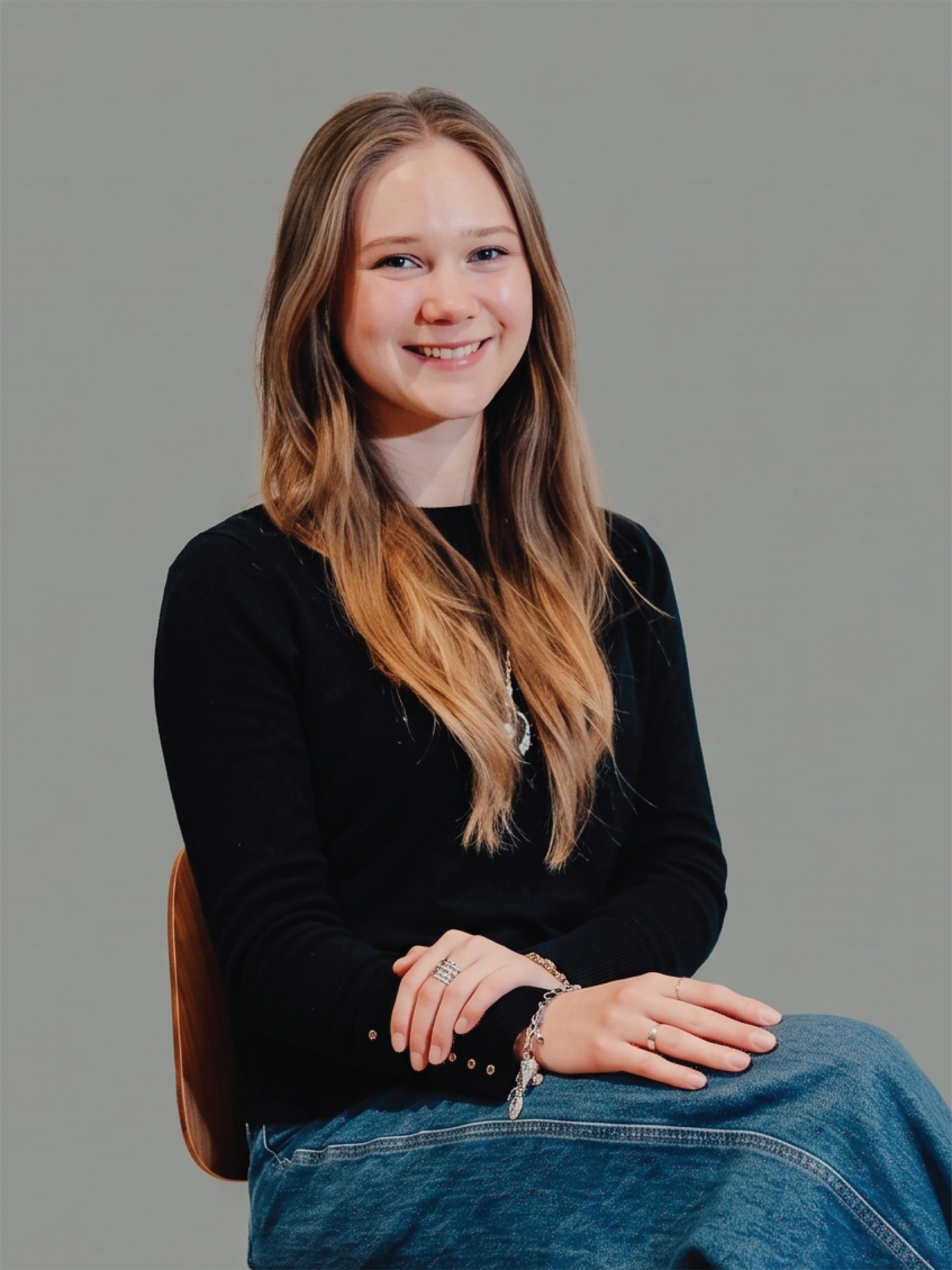   Julia Solecki    Intern