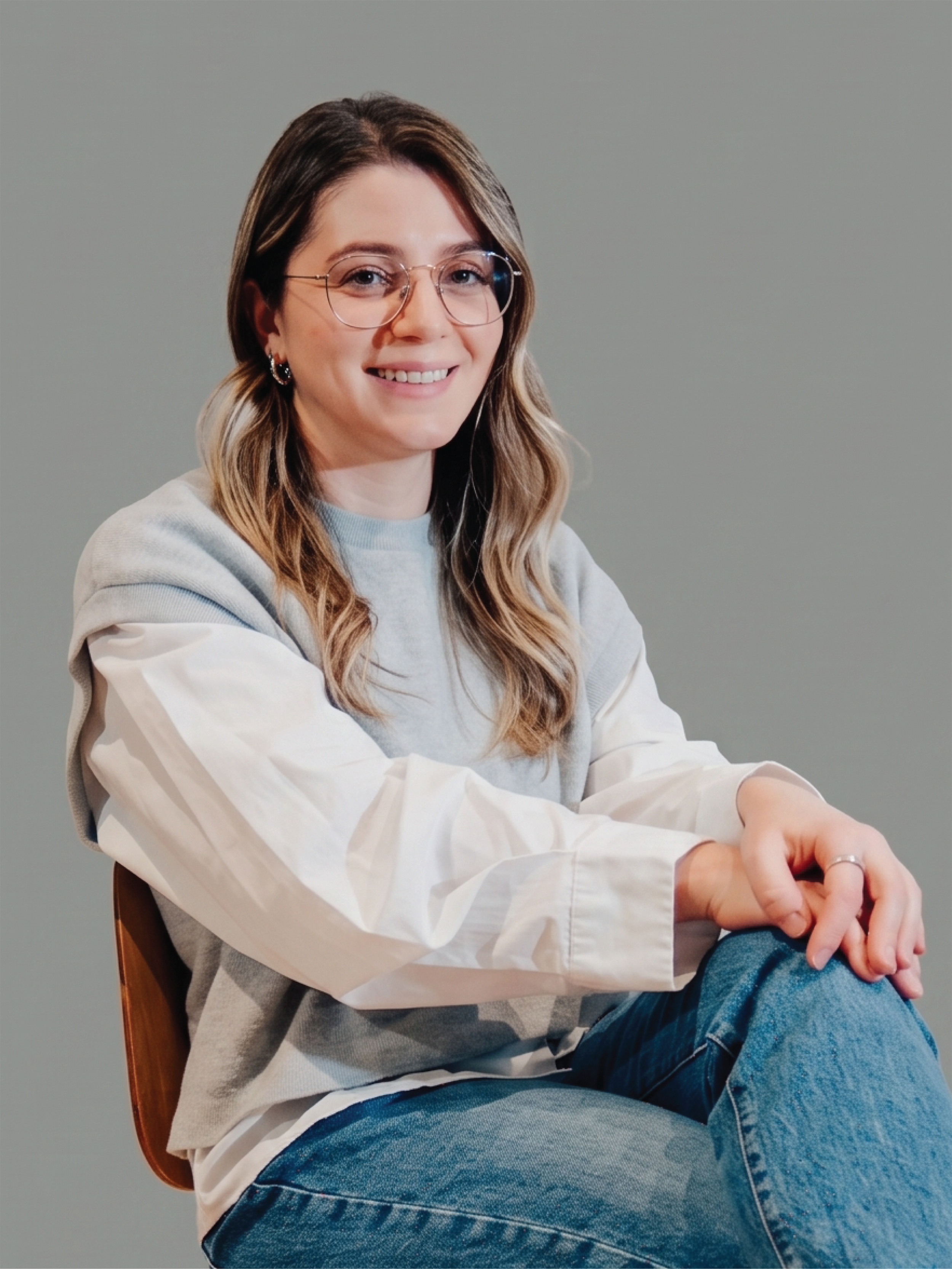   Elisa Elezi    Senior Designer