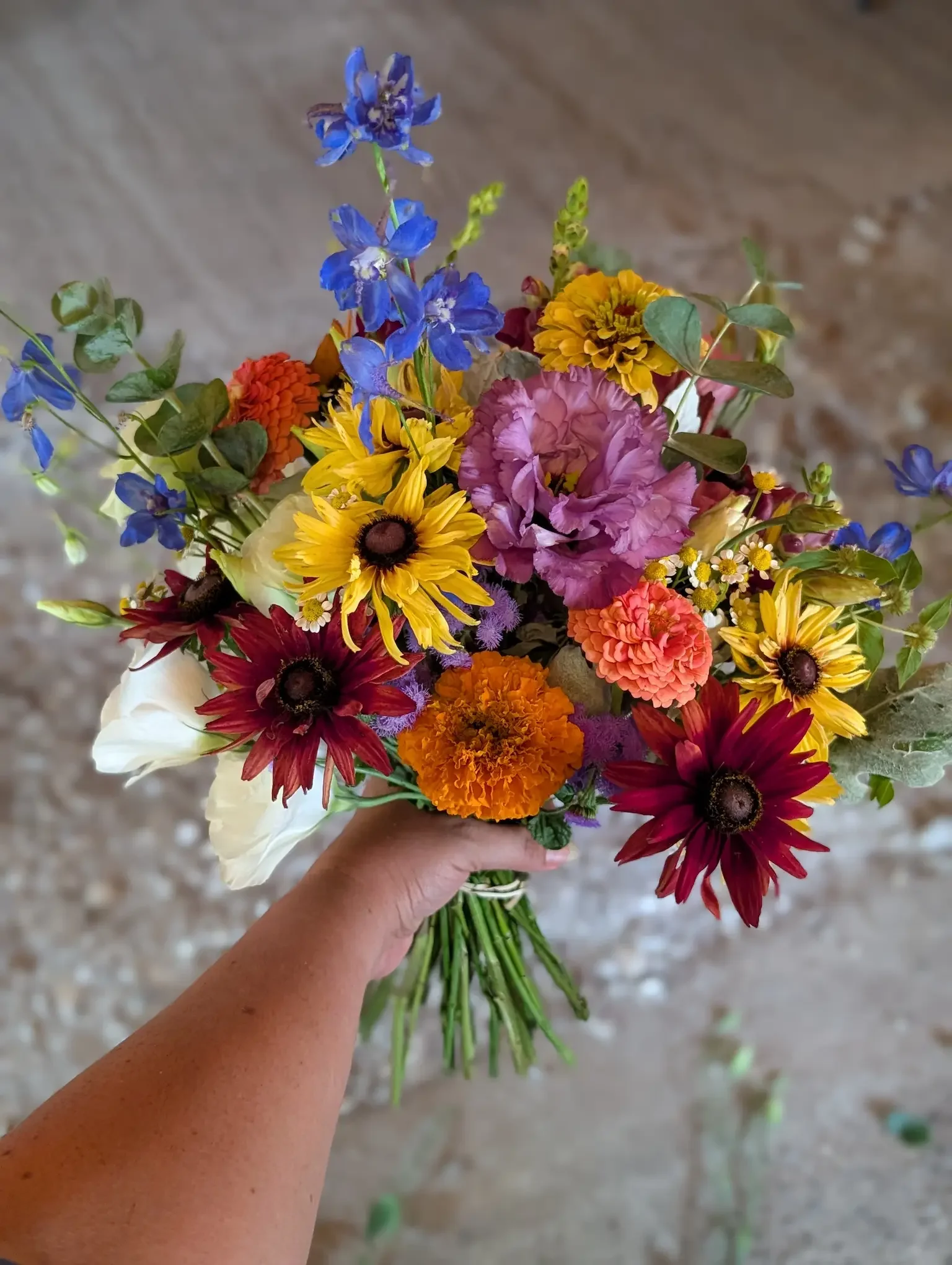 How Many Flowers Do I Actually Need To DIY My Wedding?