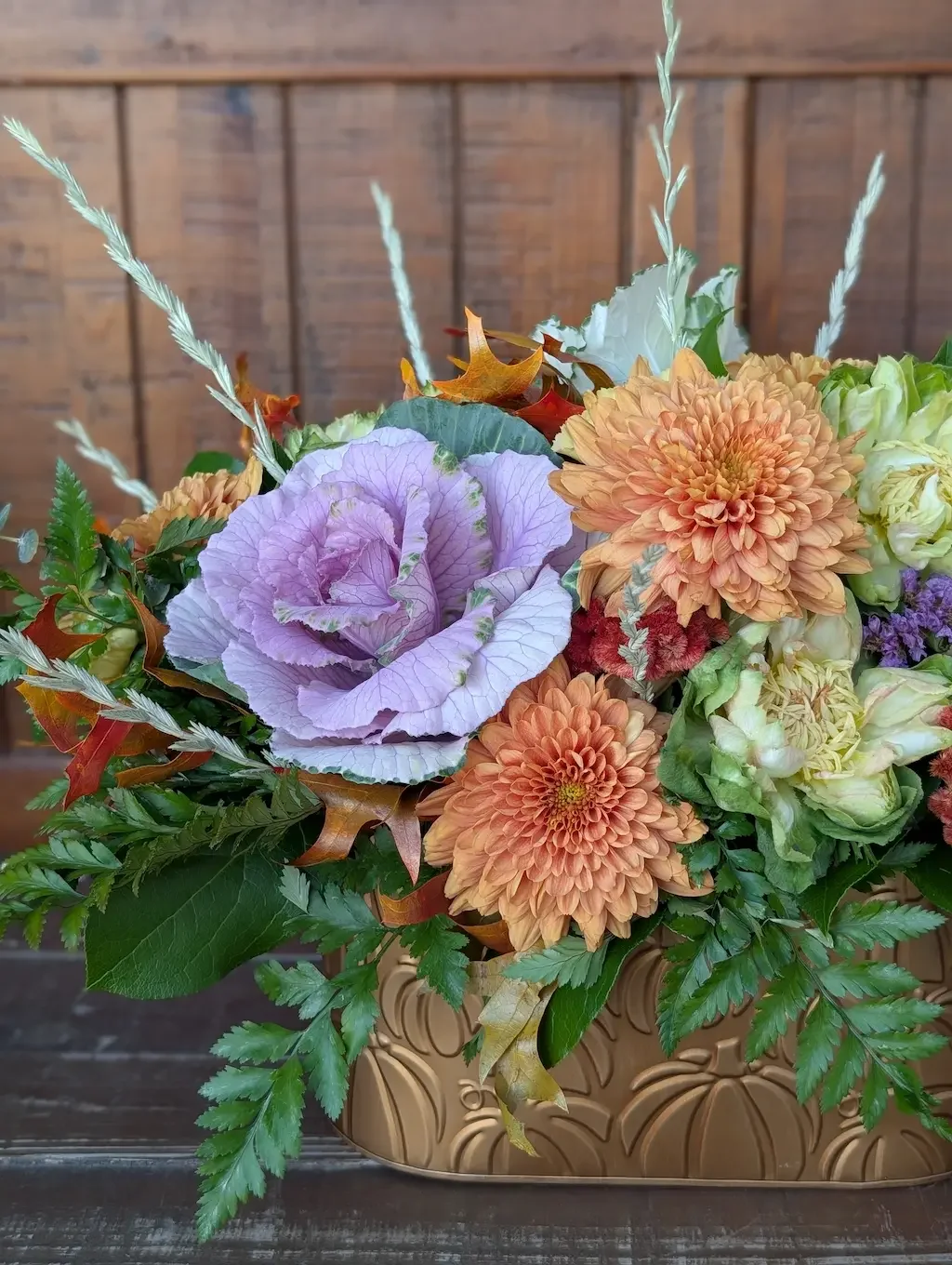 What Flowers Are in Season for a Fall Wedding?