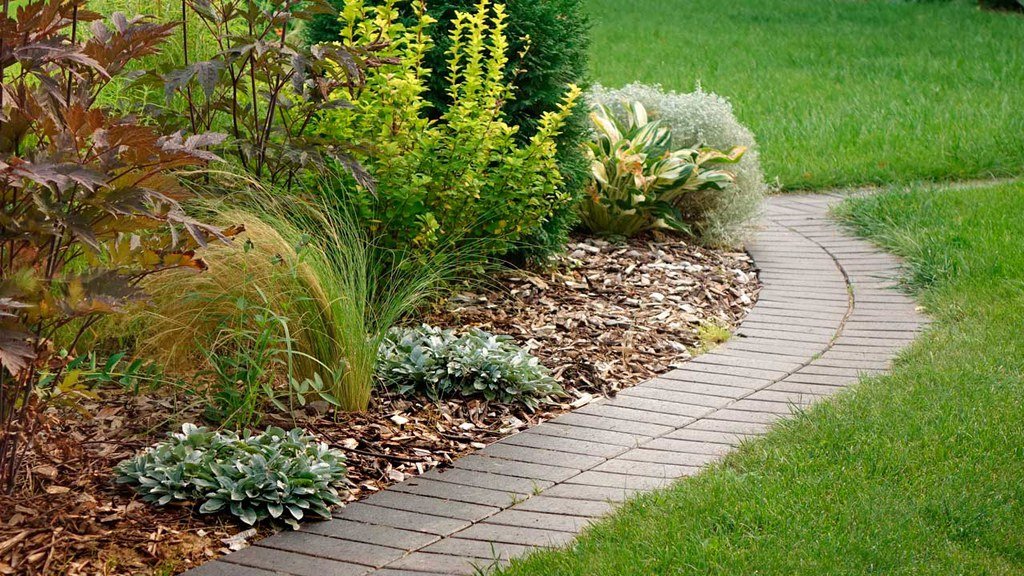 10 Stone Walkway Ideas for Home and Garden | Allied Landscape Supply