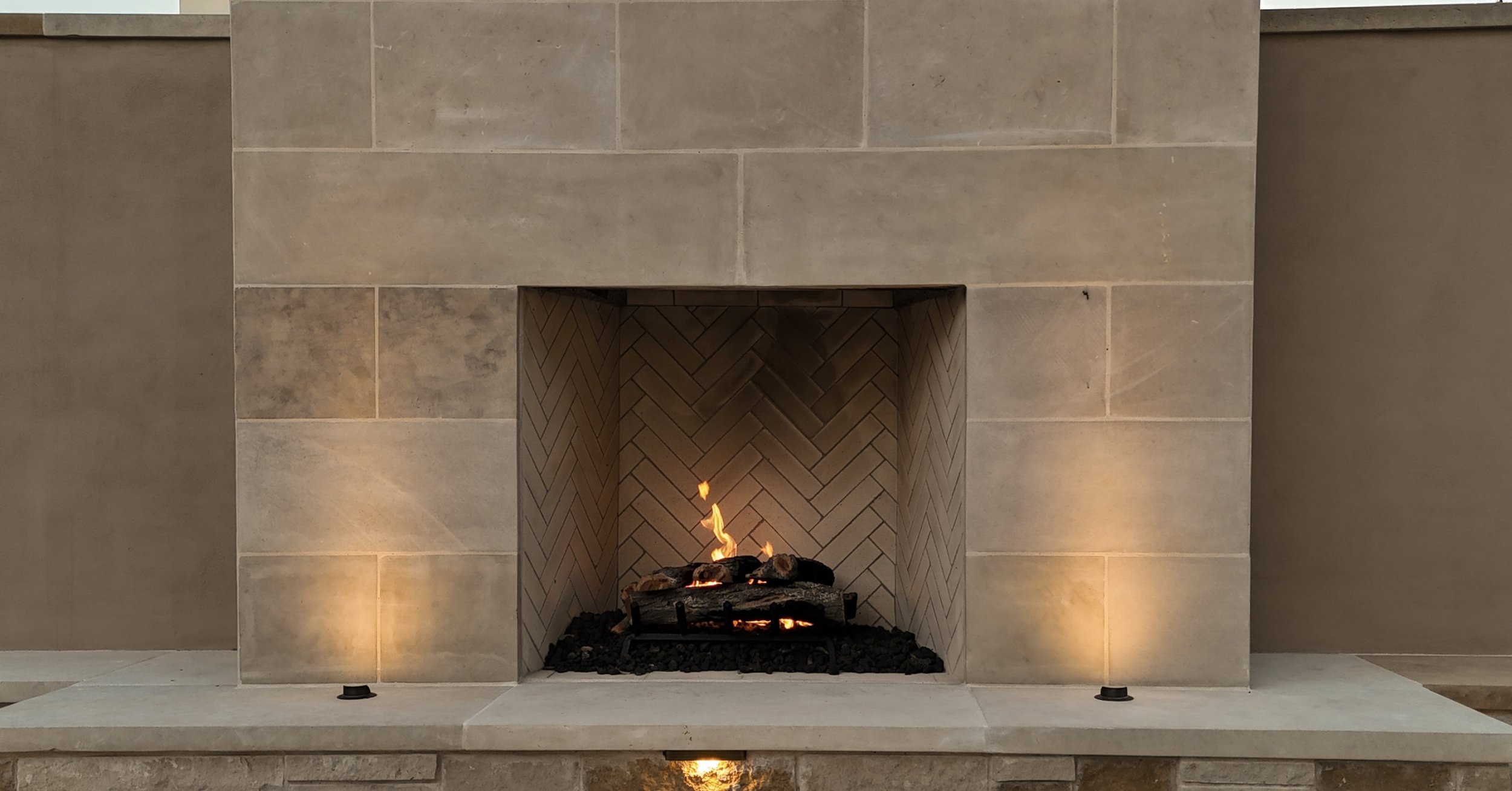 Avoid These 4 Outdoor Fireplace Design Mistakes in Austin, TX