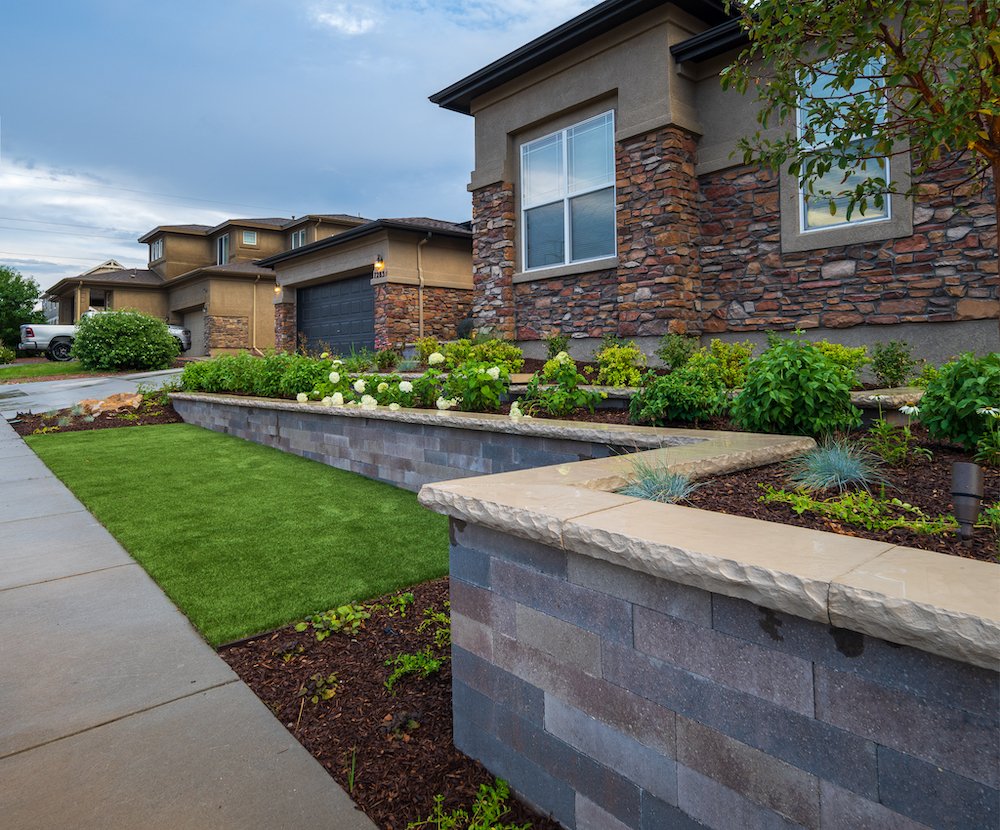 Outdoor lighting and retaining wall in Gleneagle, CO