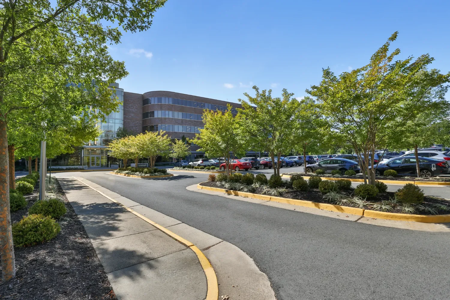Corporate property grounds maintenance in Fairfax County, VA