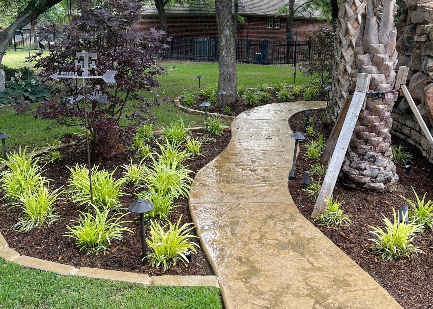 How a Walkway in North Richland Hills and Keller, TX, Adds Ease and Flow to a Backyard