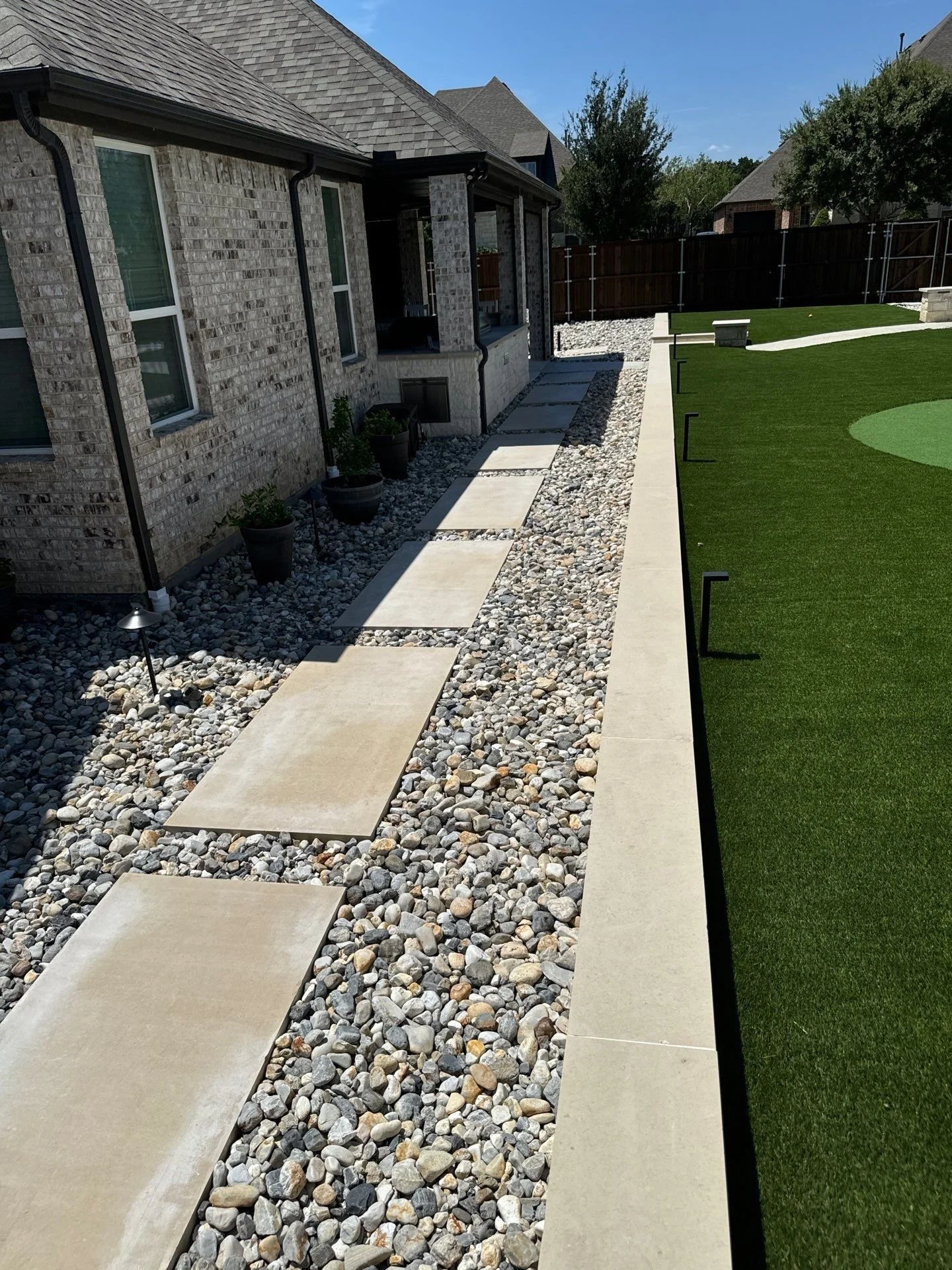 Evening Strolls and Seamless Flow: Walkway Ideas for Southlake and Grapevine, TX Yards