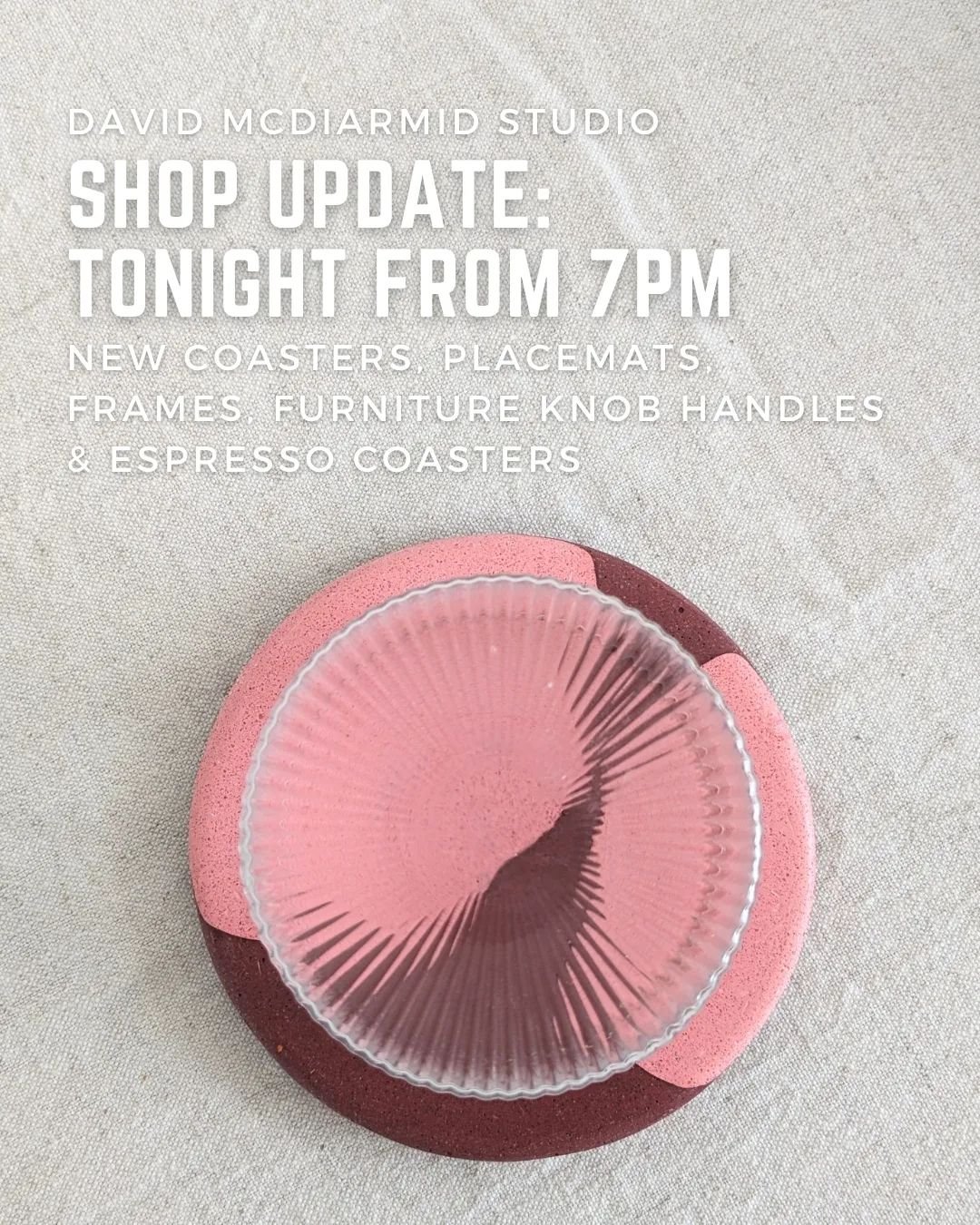 I've got a shop update tonight from 7pm!

Have a wee swipe to see a few sneaky perks for what to expect! Lots of new Jesmonite pieces with funky new finishes I've been working on

#shopupdate #coastersets
#coasters #placemats #espressocoaster #furnit