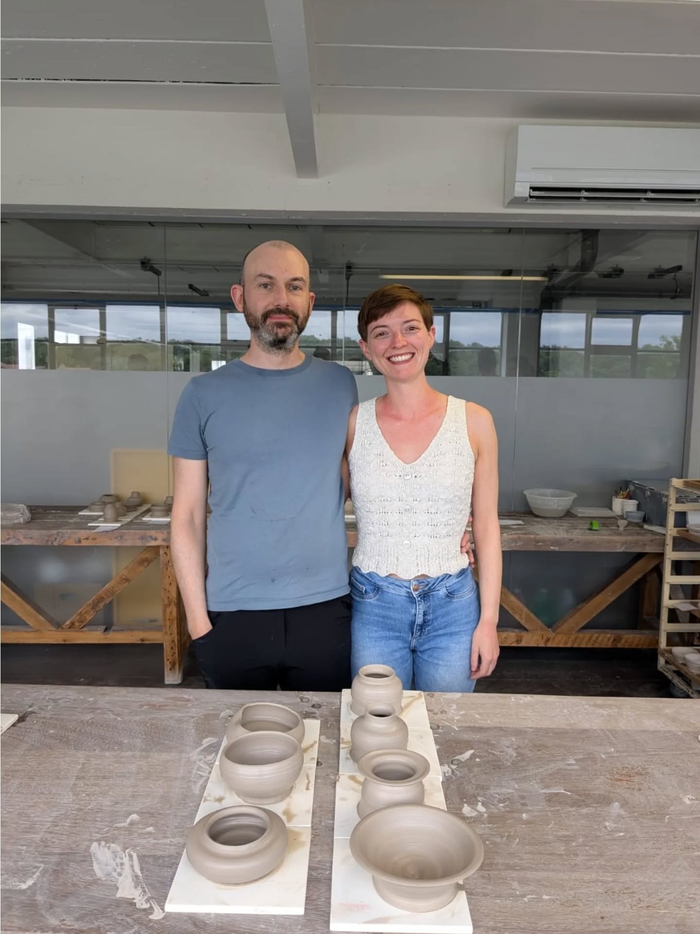 Been a bit quiet on here as I was took @studioyoki away for a trip to Stoke to see some of the Potteries!

I've done a big photo dump on my stories but here's a few highlights...

1) First time throwing pots on a wheel at @worldofwedgwood - think it'