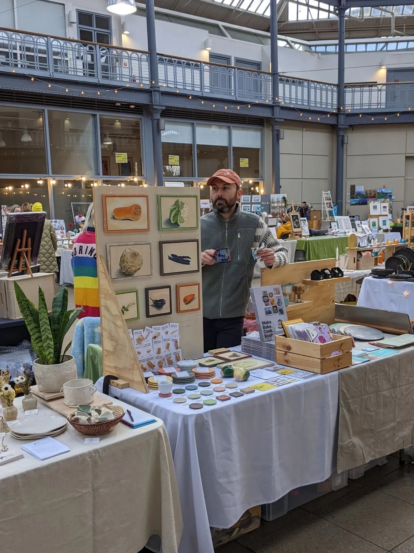 Find me behind a stall again for the @support_the_makers market at @lindandlime Gin Distillery (!!!) this Saturday!

Really looking forward to this one. It's quite likely I will have a gin in hand, instead of my usual coffee for this one. 

11-5, see