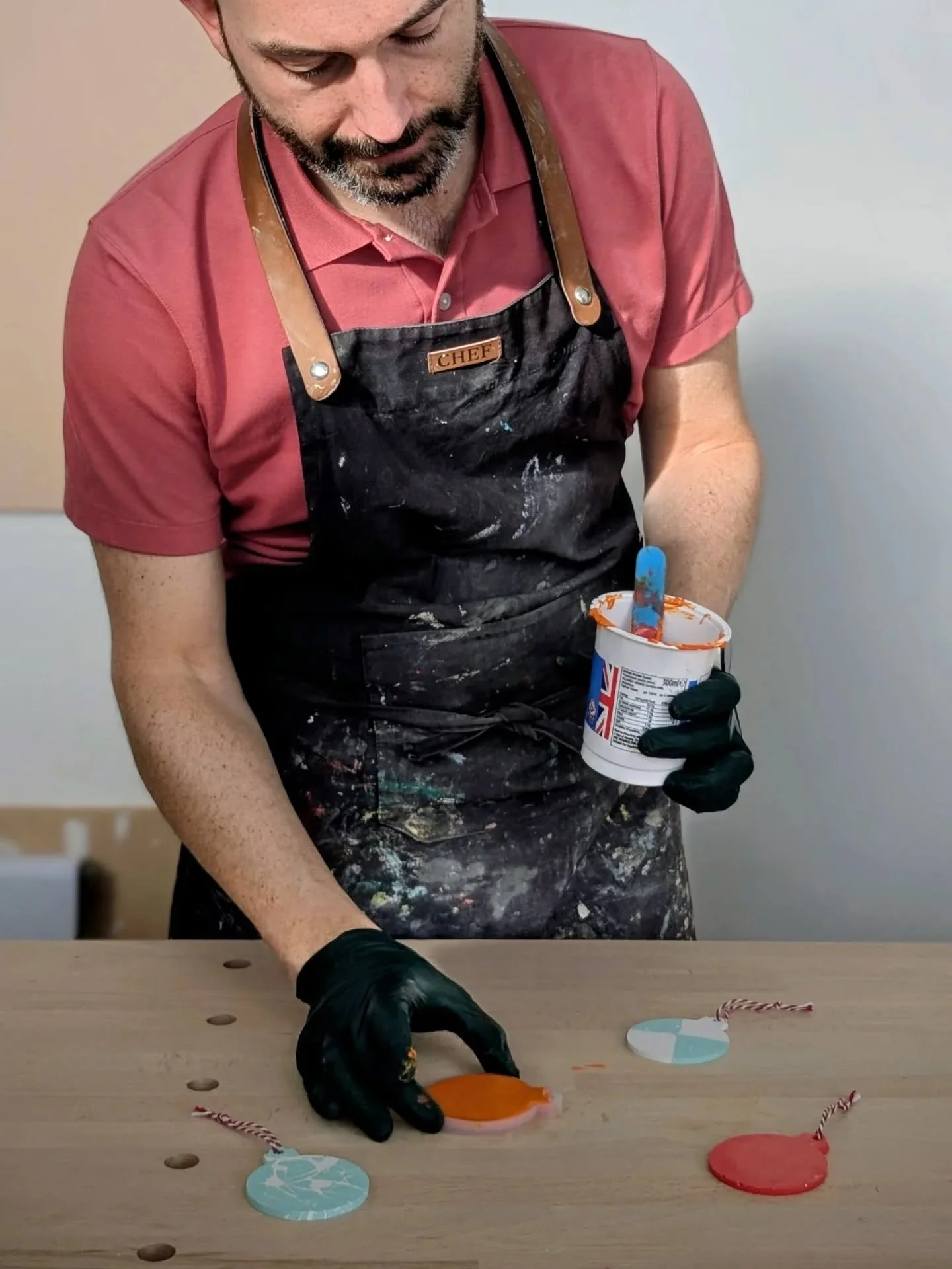 Workshop update! For anyone looking for some last minute plans this Sunday, my Afternoon session is now fully booked but some more spots have opened up for my Morning session - 10am - 12.30pm. Head to my website to book! Details below:

Craft your ow