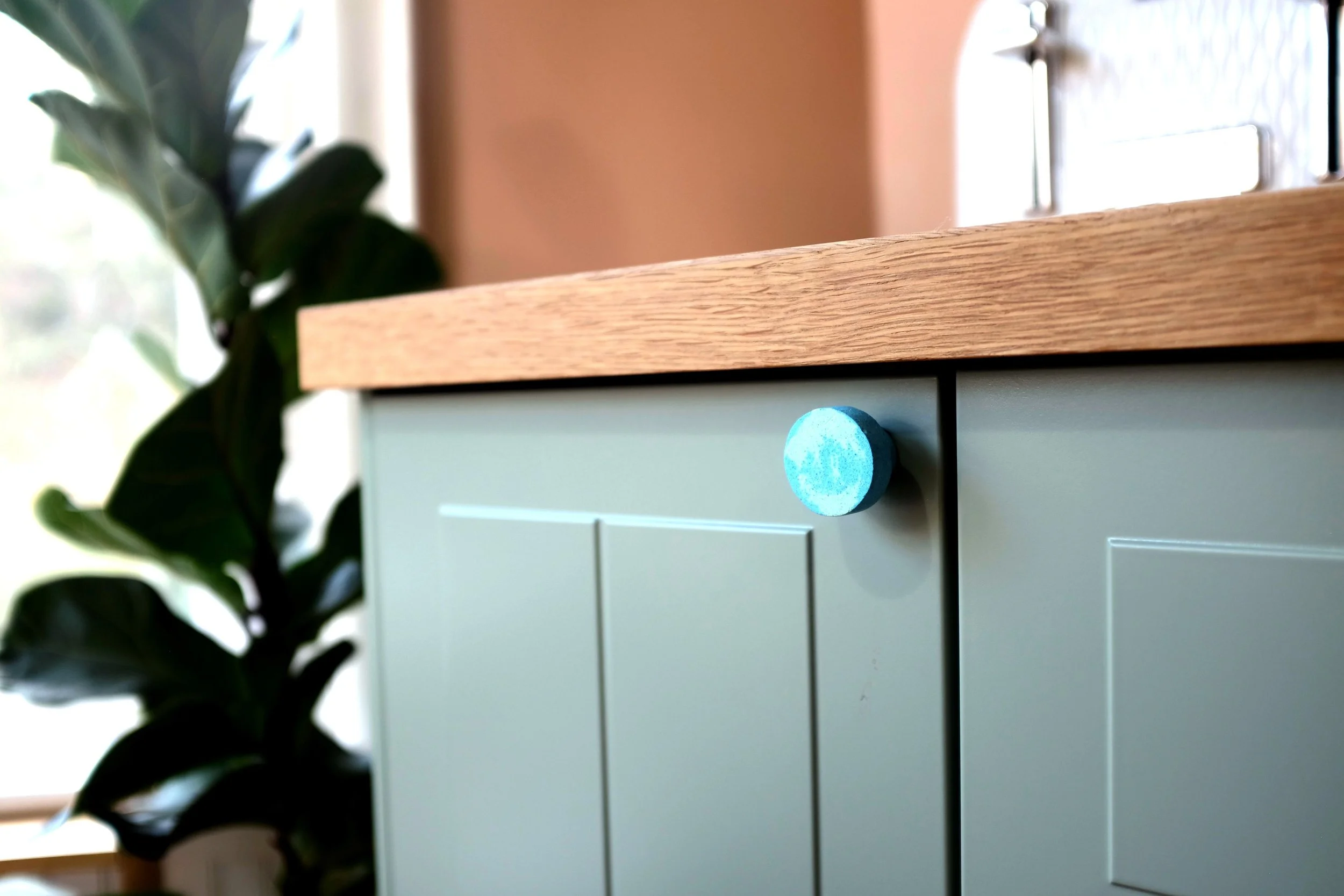 Two Tone Blue Kitchen Cabinet Knob (1).JPG