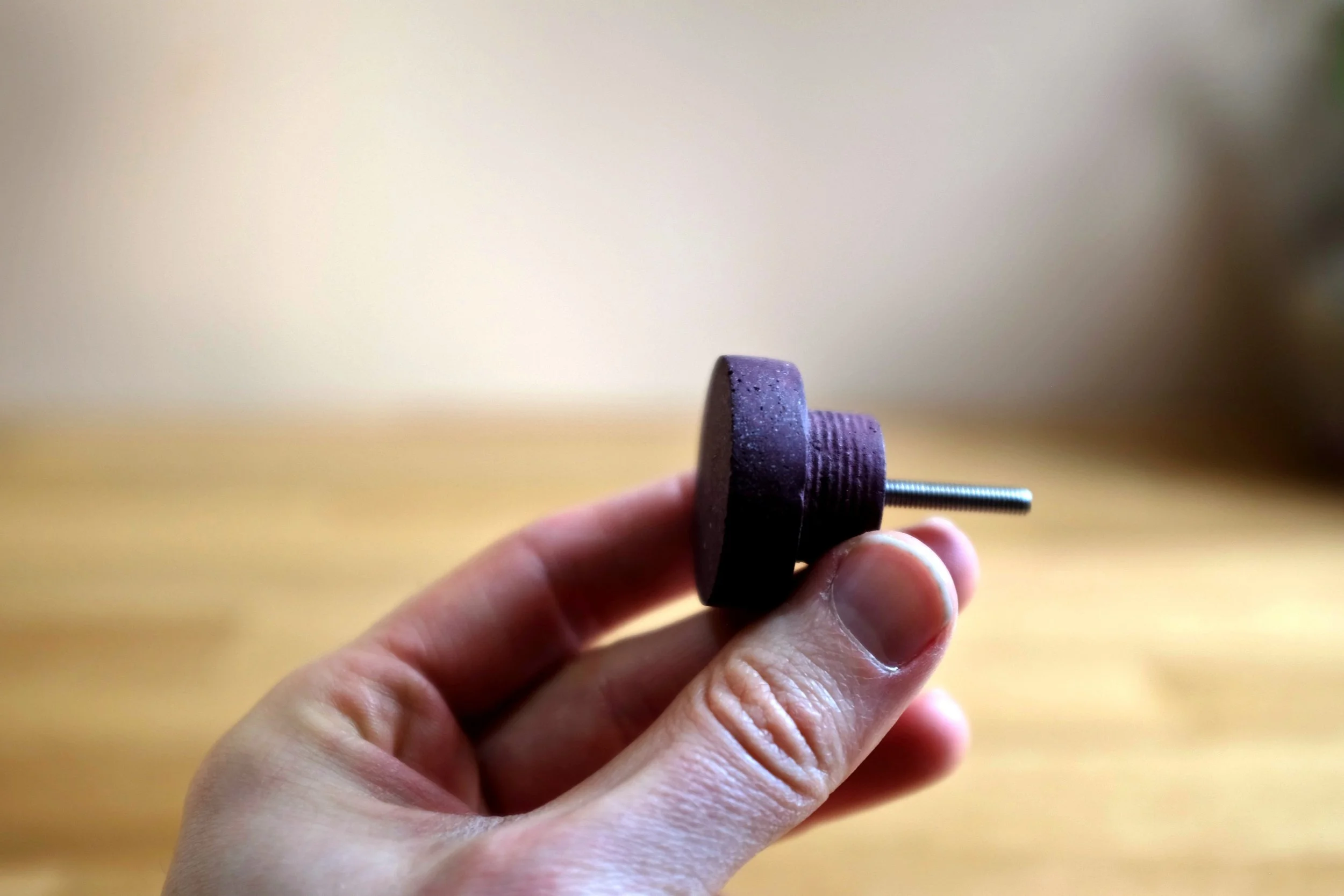 Cherry Red Kitchen Cabinet Knob (1).JPG