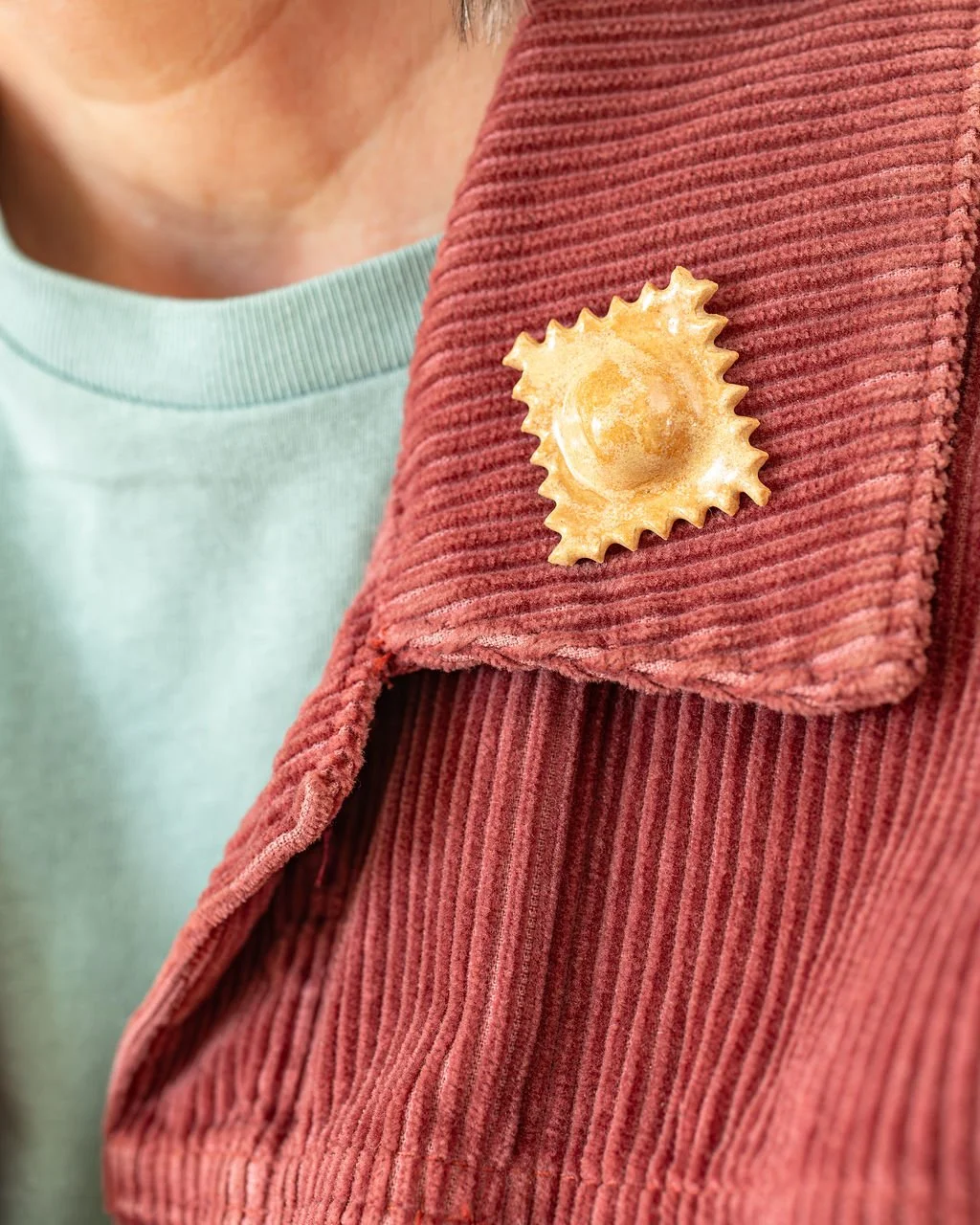 Raviolini Ceramic Pasta Pin Badge in Plain Glaze