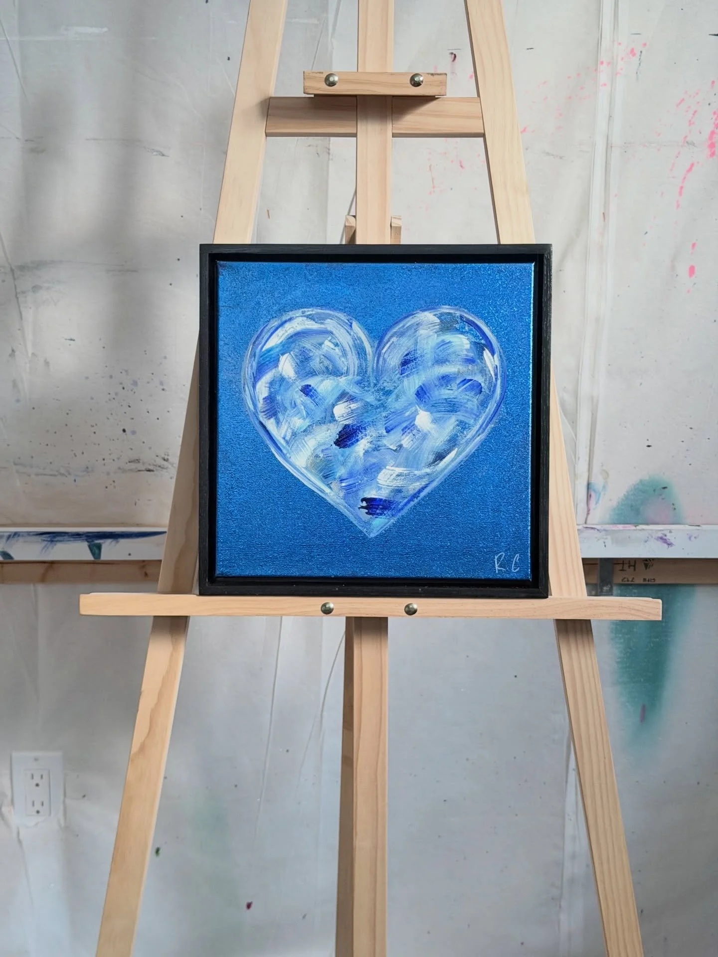 12&rdquo;x12&rdquo;x2&rdquo; 
Comes with floating black frame

Free delivery to Montreal area 📦🚚