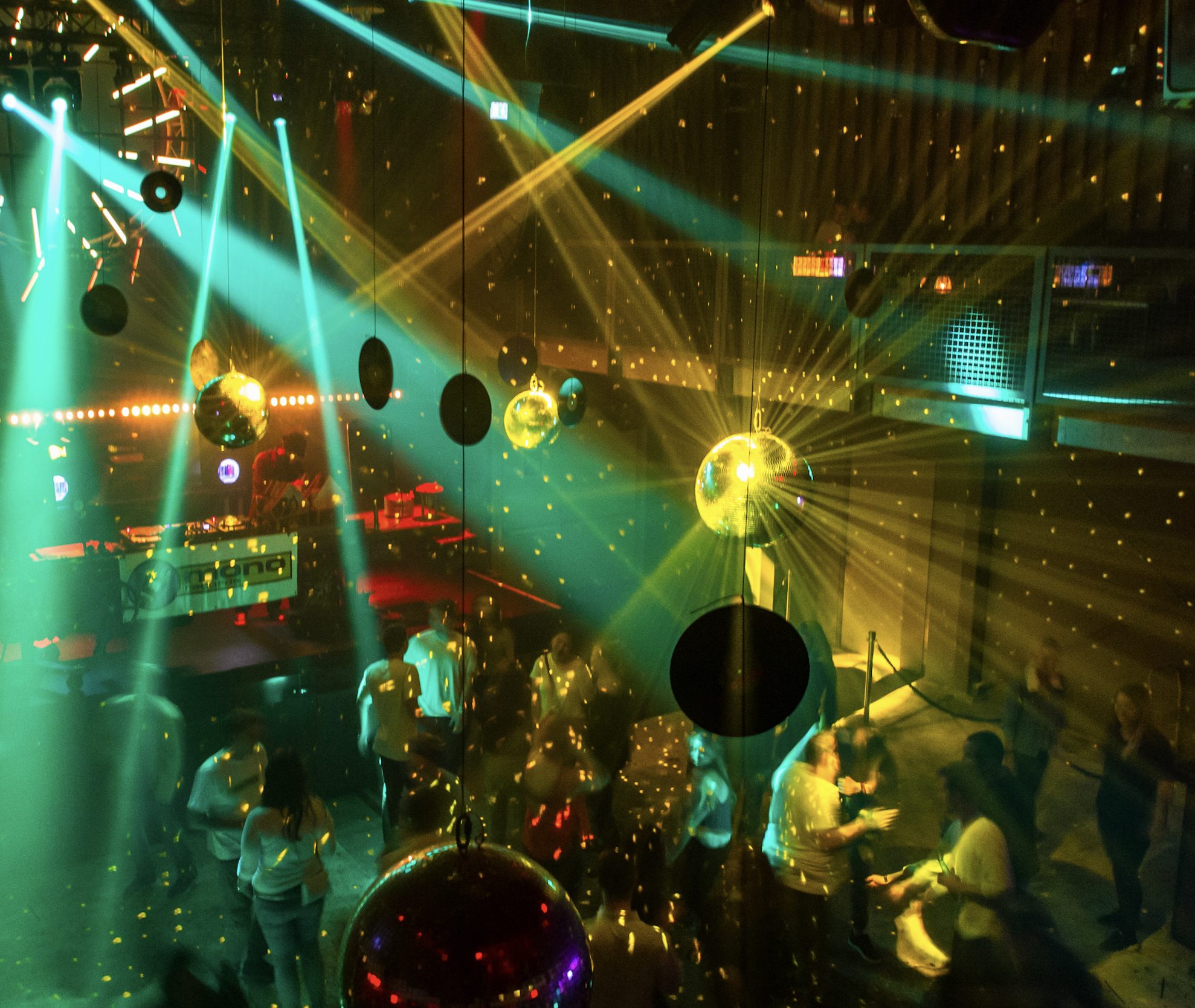 Discokugeln in der Disco