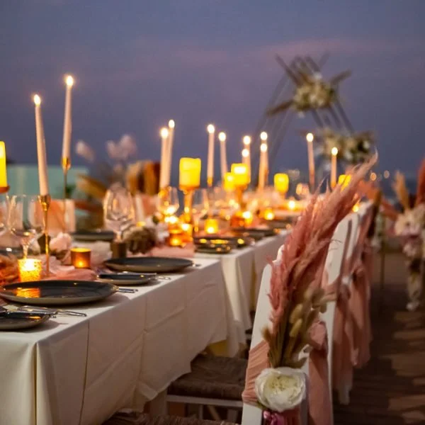 outdoor-event-dinner-setting-600x600.jpg