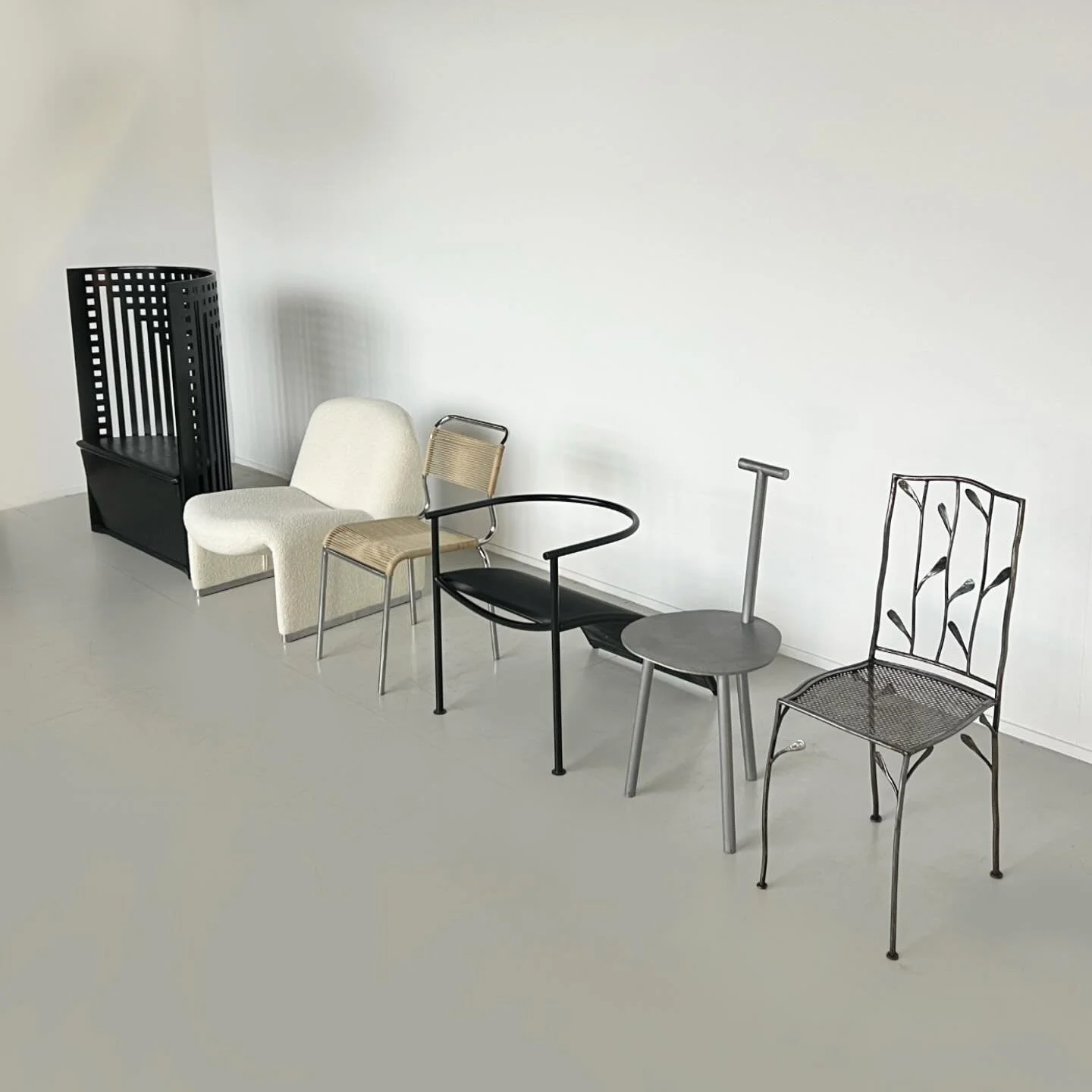 Studio line up: ready to wrap for our pop up this week!

Join us for a 4 day long weekend Thursday 23rd - 26th October in Stoke Newington with a curated collection of furniture, objects, art, lighting and sculpture alongside a collection of Jewellery