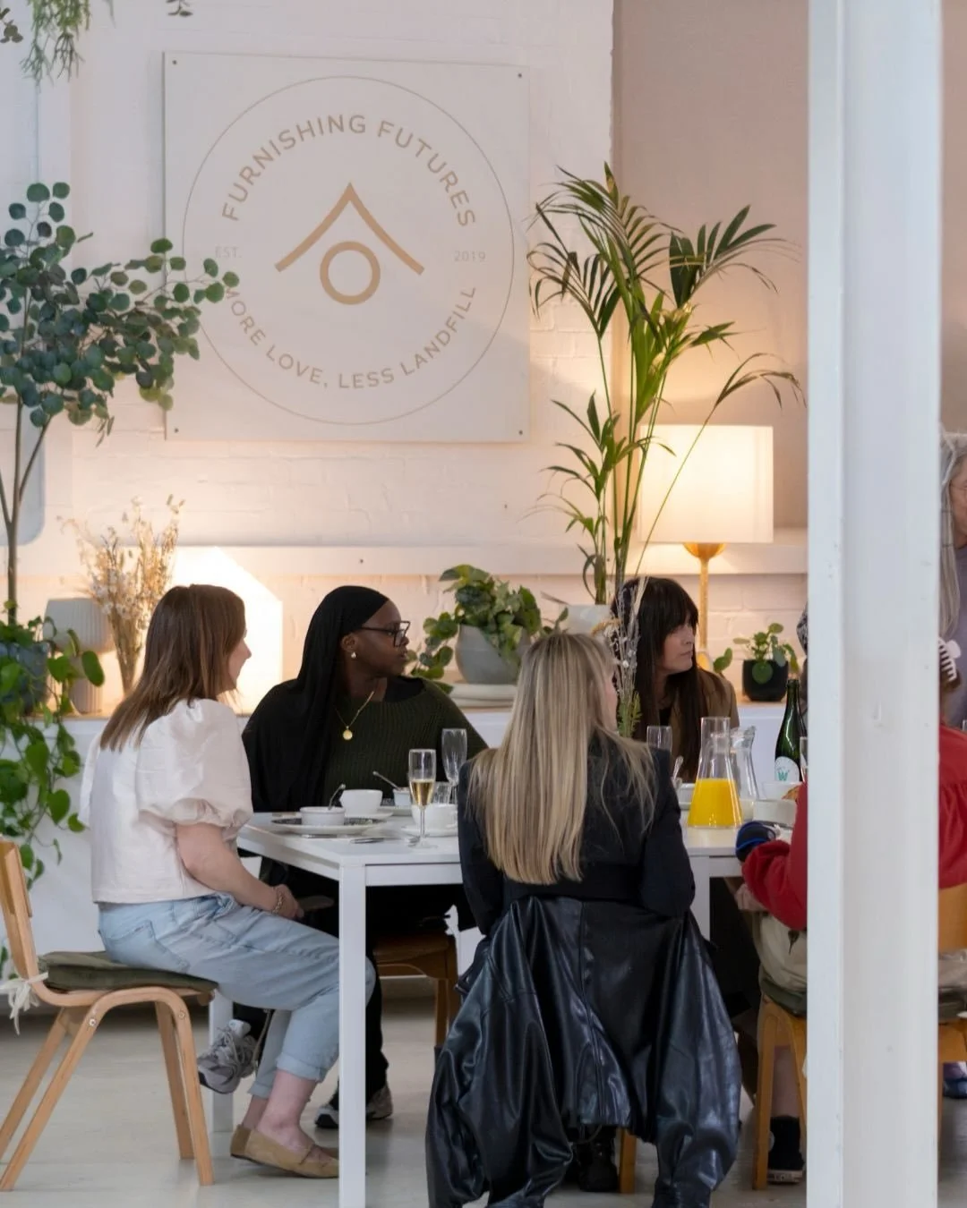 Less than 2% of social housing in the UK comes furnished. More than 1 million children in the UK don&rsquo;t have a bed of their own, while 22 million pieces of furniture are sent to landfill every year.

I spent the morning with @furnishingfutures ,