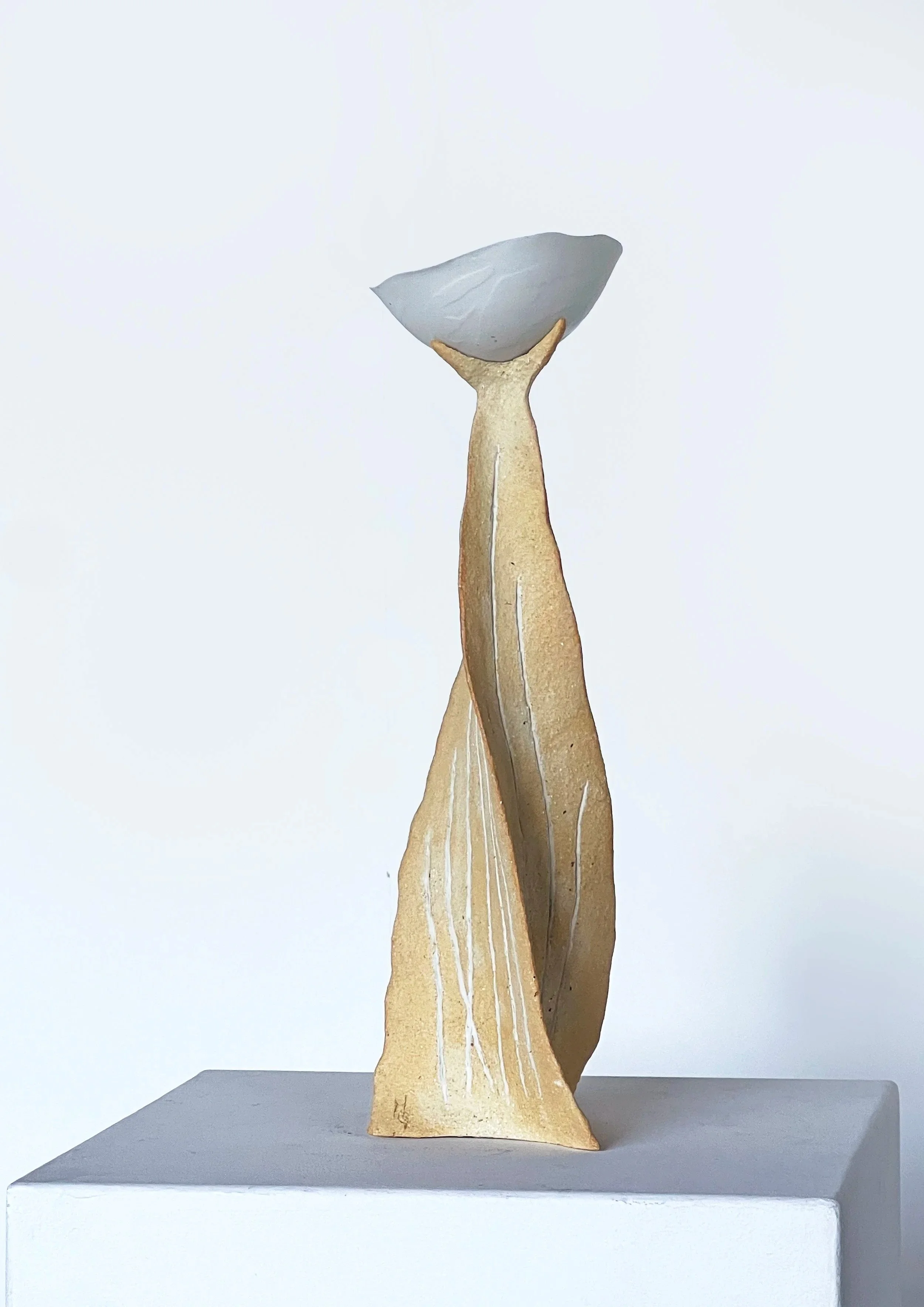 cermaic+and+porcelain+pedestal4.jpg