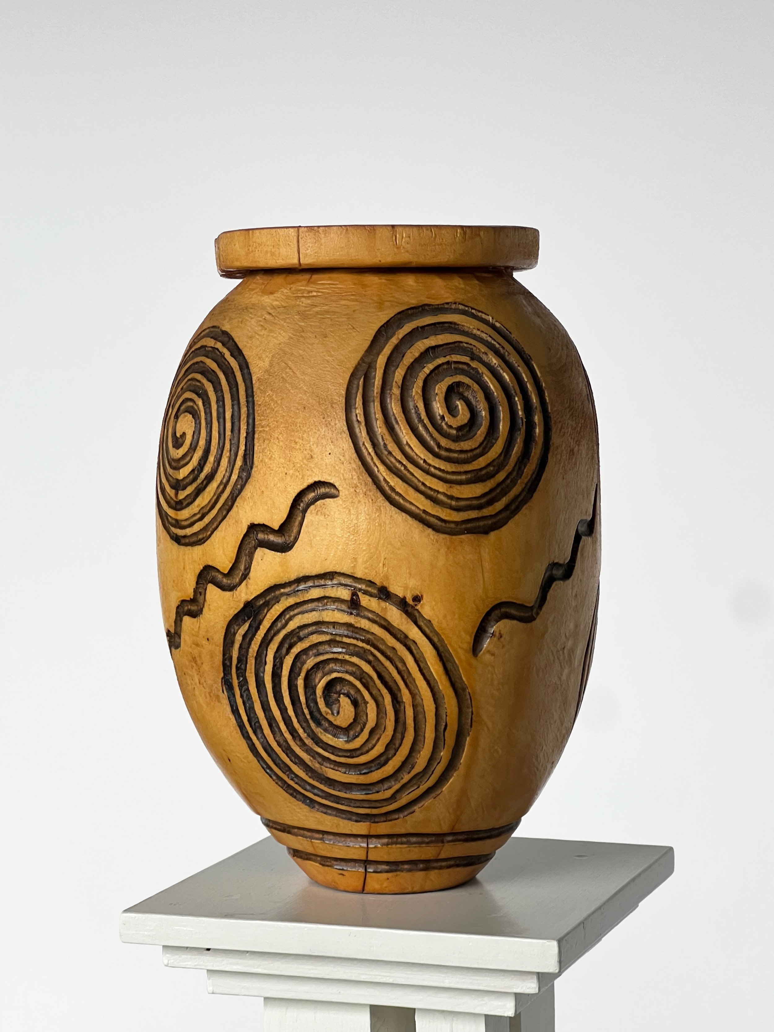 Wooden carved vase1.jpg