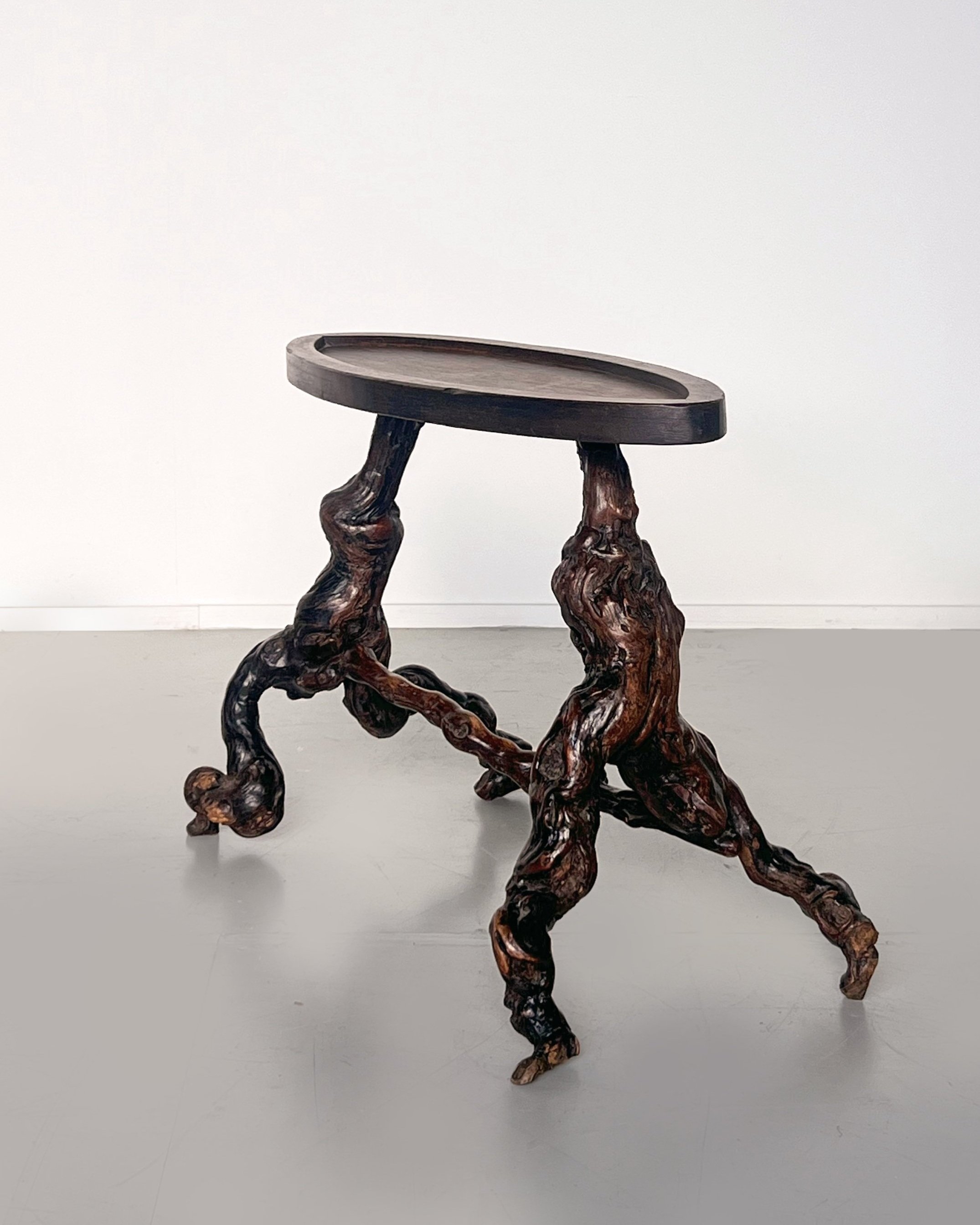 Roottable2.jpg