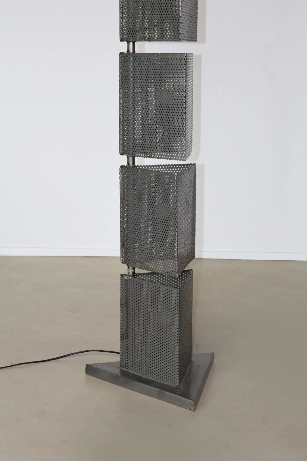 floor lamp3.jpg