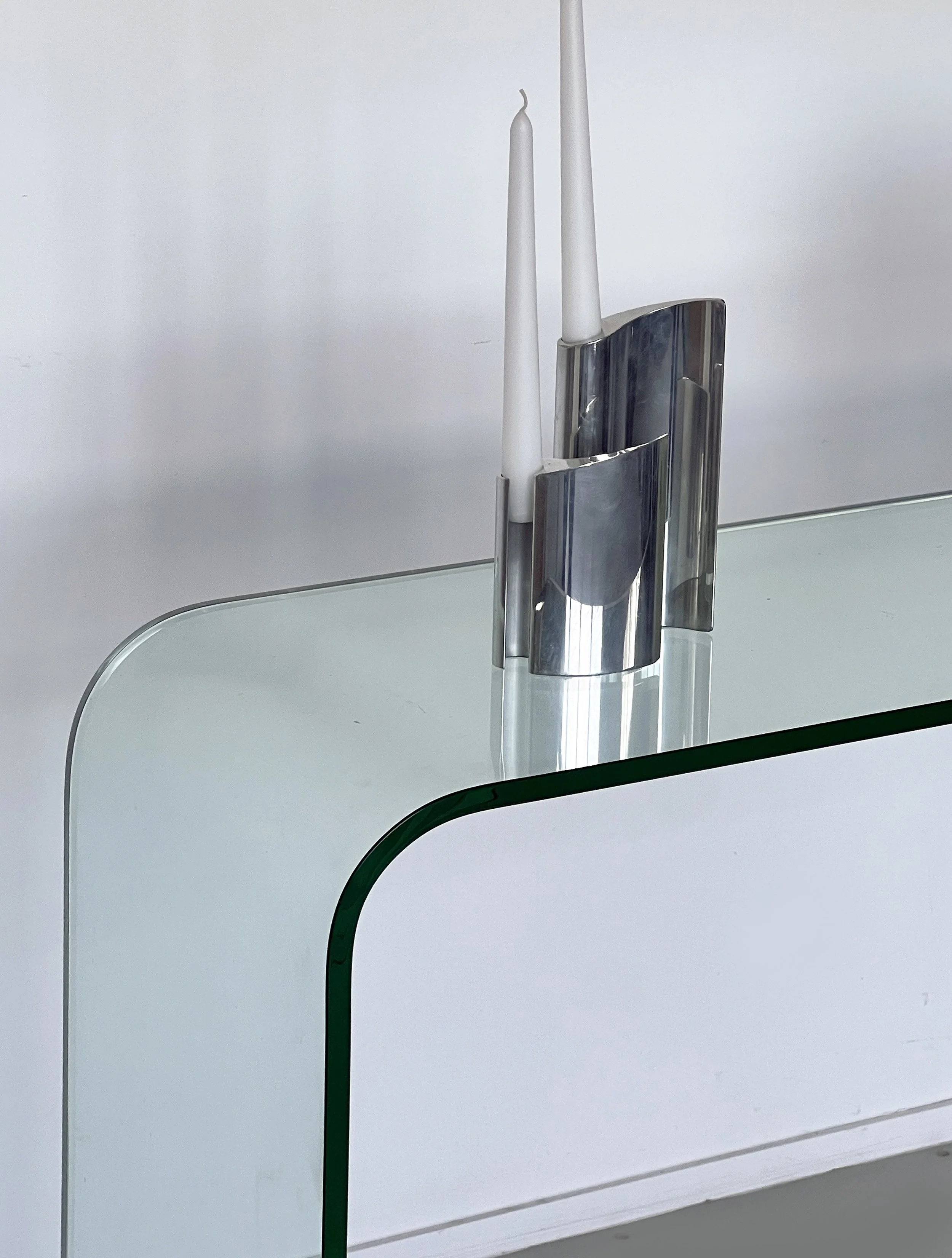 Glassconsole6.jpg