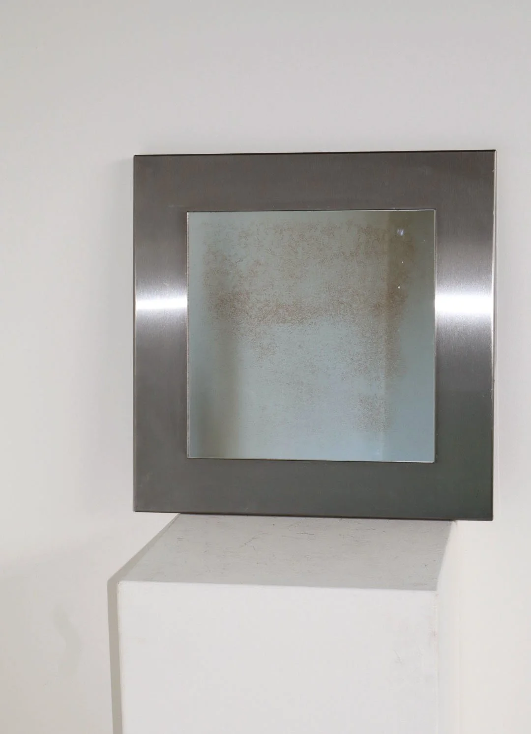 stainlesssquare mirror2.jpg