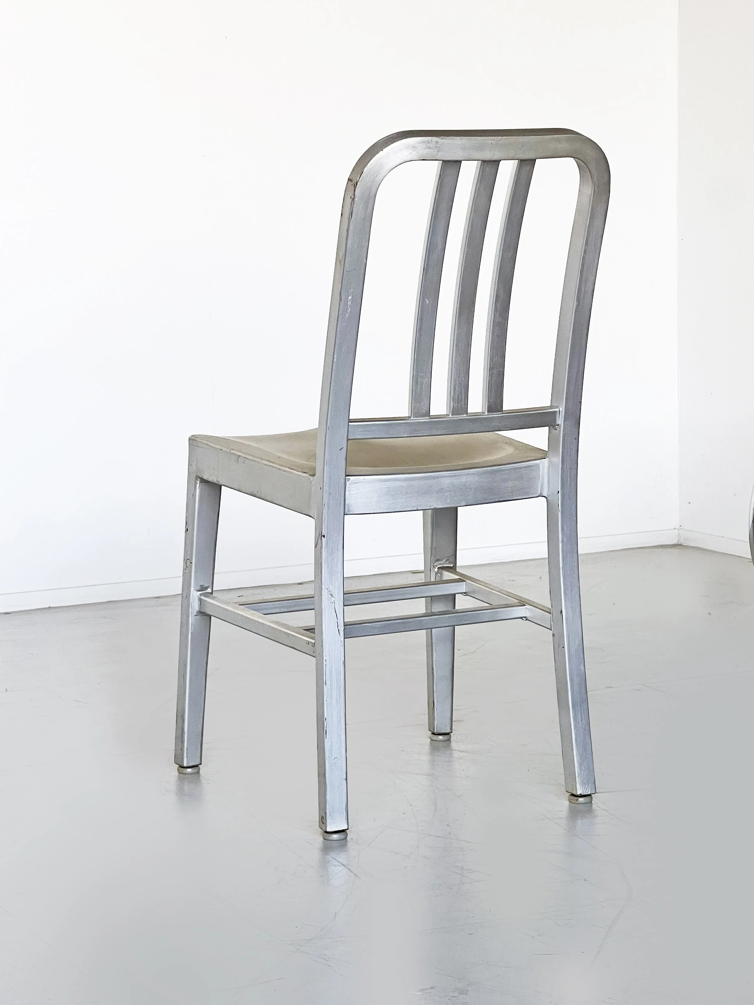 Navychair3.jpg
