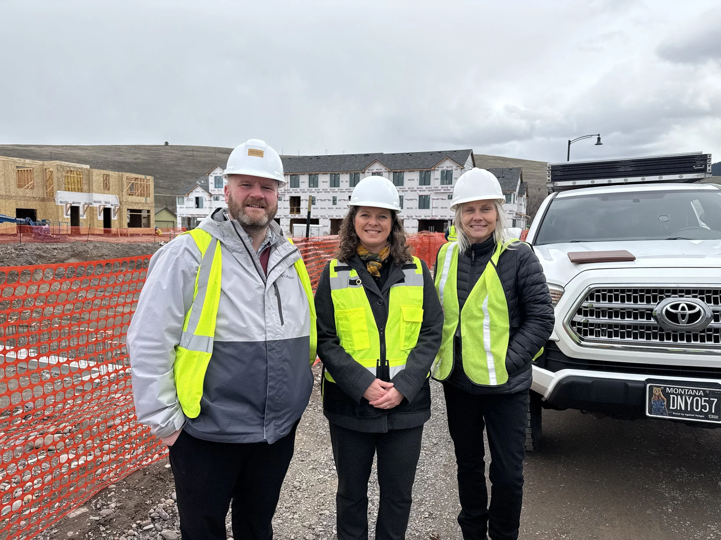 Mayor Davis highlights public-private housing project  