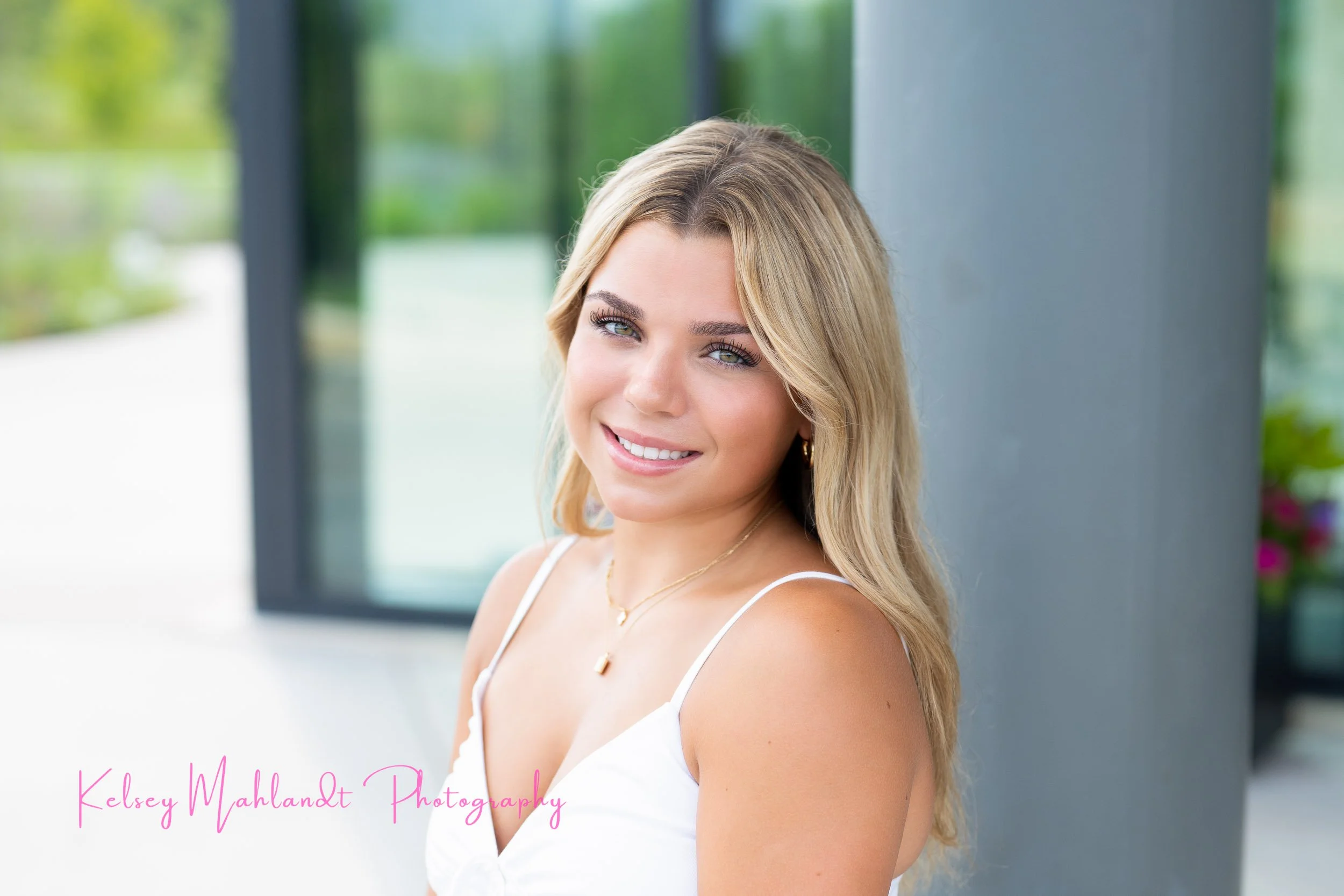 Capturing the Best High School Senior Photos in Kansas City: Pembroke Hill High School Edition | Kansas City Senior Photographer