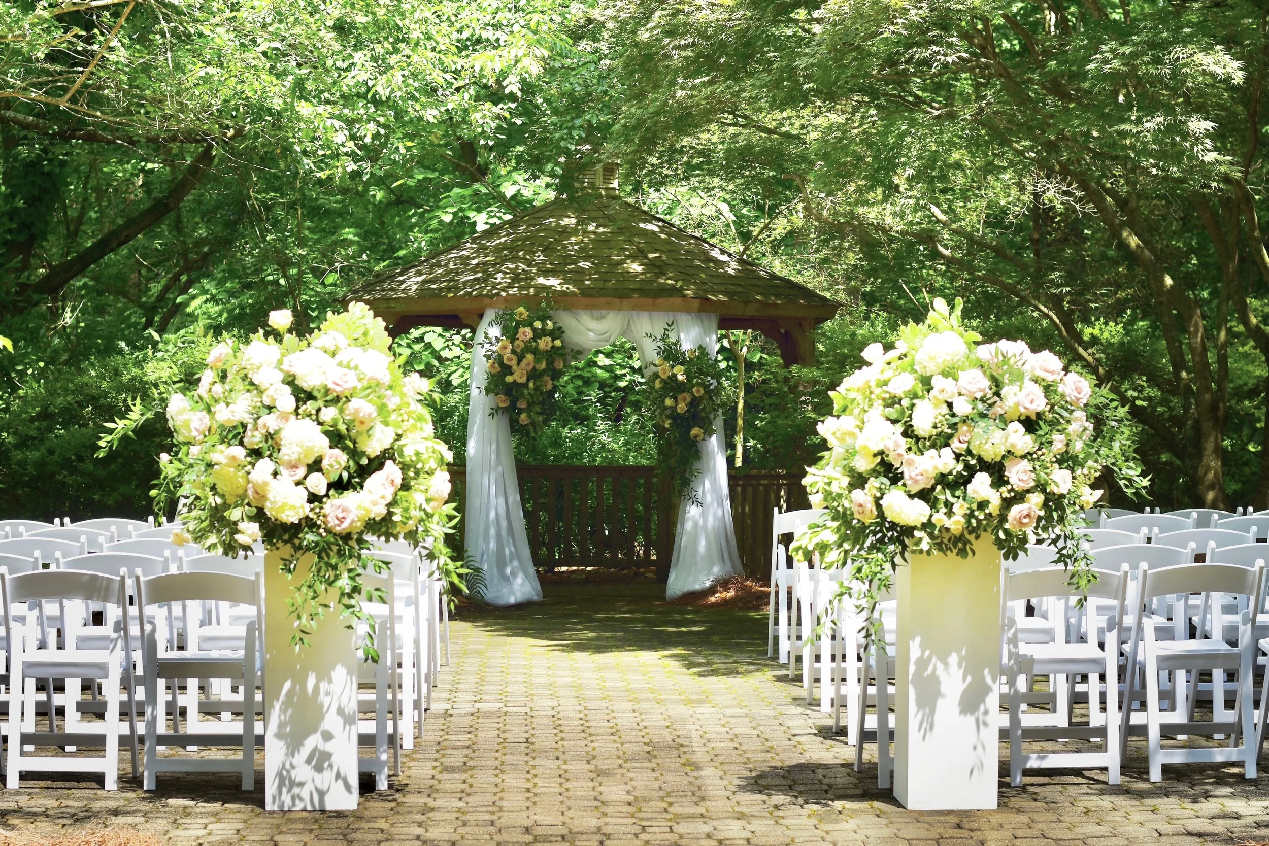 How to Plan a Summer Wedding in Atlanta Without Melting: A Planner’s Guide to a Beautiful (and Breezy) Celebration