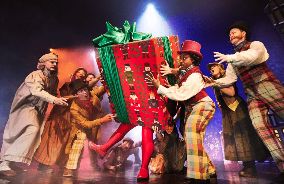 A Christmas Carol Goes Wrong