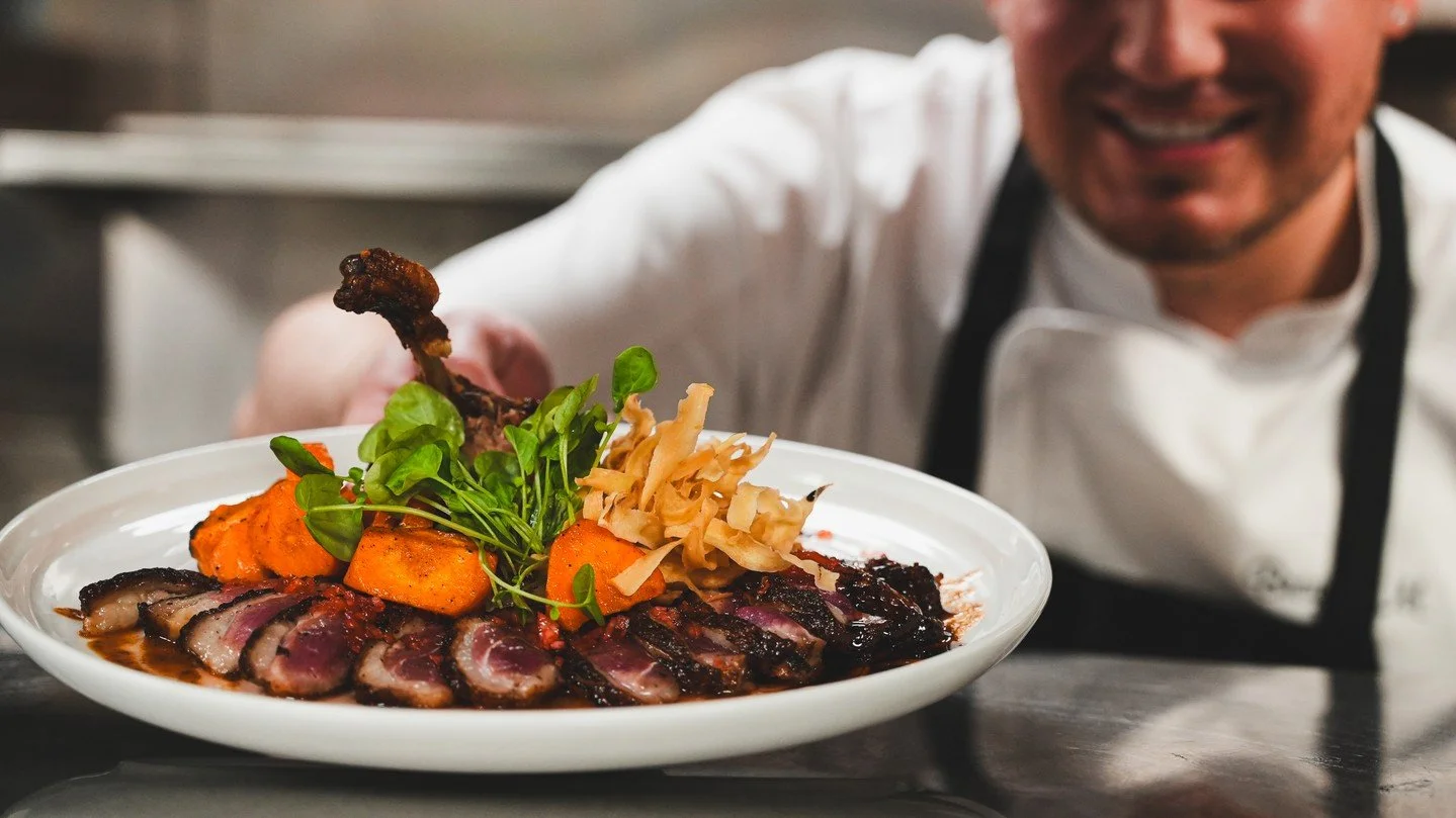 💘 Valentines Day is a heartbeat away, make your Valentine's Day reservations today online or by calling us💘

🎶 Live Music: DD Simonelli &amp; Band
🍽️ Special Valentine&rsquo;s Menu: Salad, entr&eacute;e &amp; dessert - see website for menu
🦪 Com