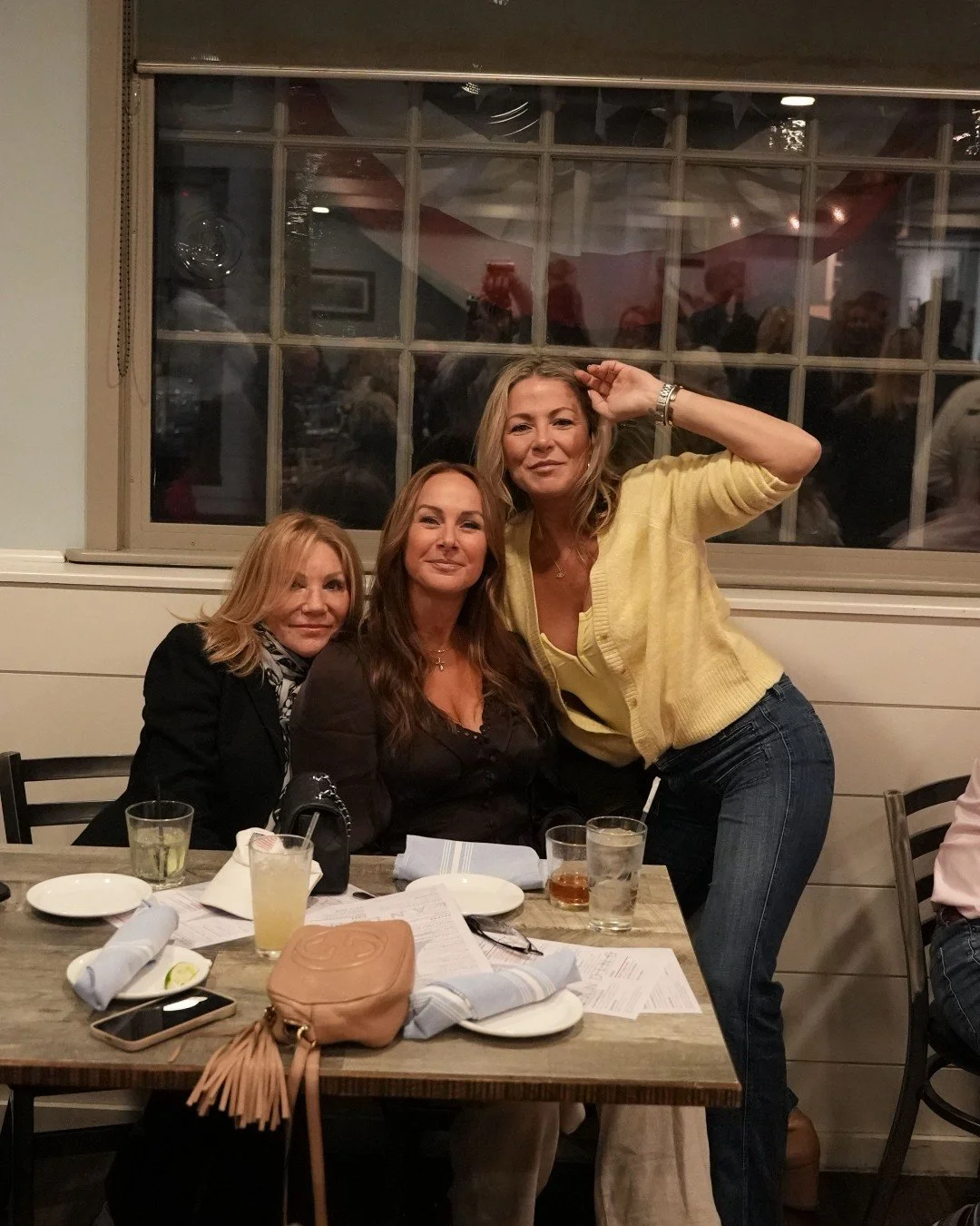 Live music tonight with Halfway Rock starting at 7 PM - don't miss out 🎶