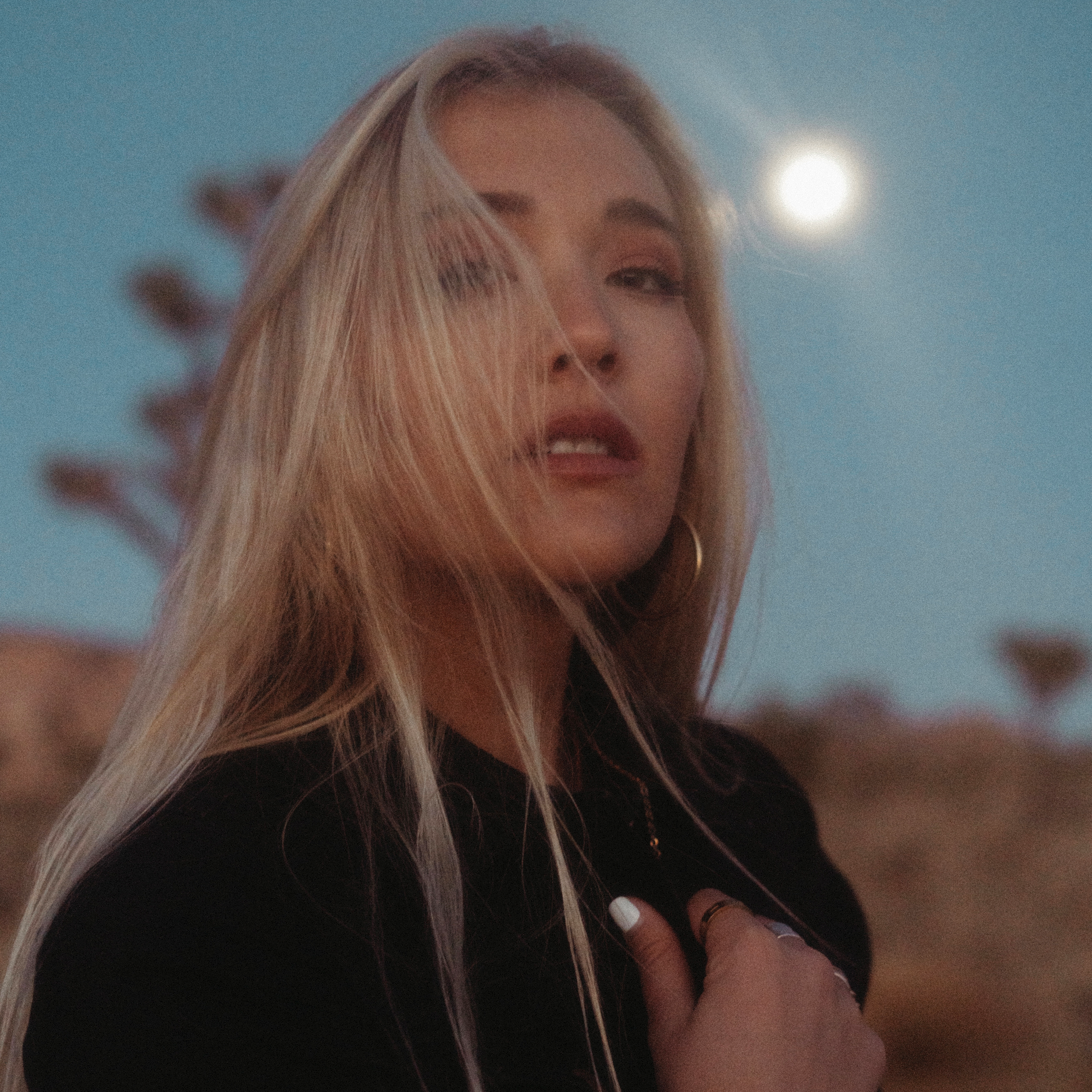 Chloé Caroline “Peace in the Present”