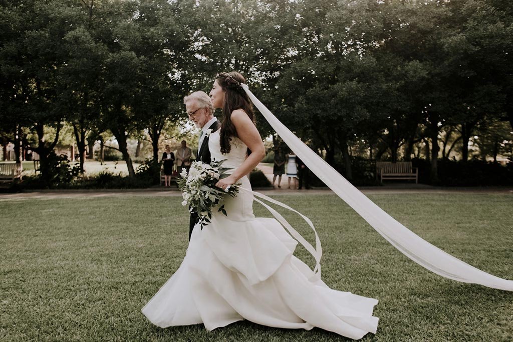 stephanie_jordan_texas_discovery_gardens_wedding_12.jpeg