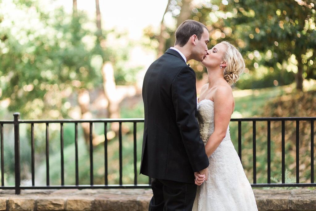 elizabeth_ryan_arlington_hall_dallas_wedding_01.jpeg