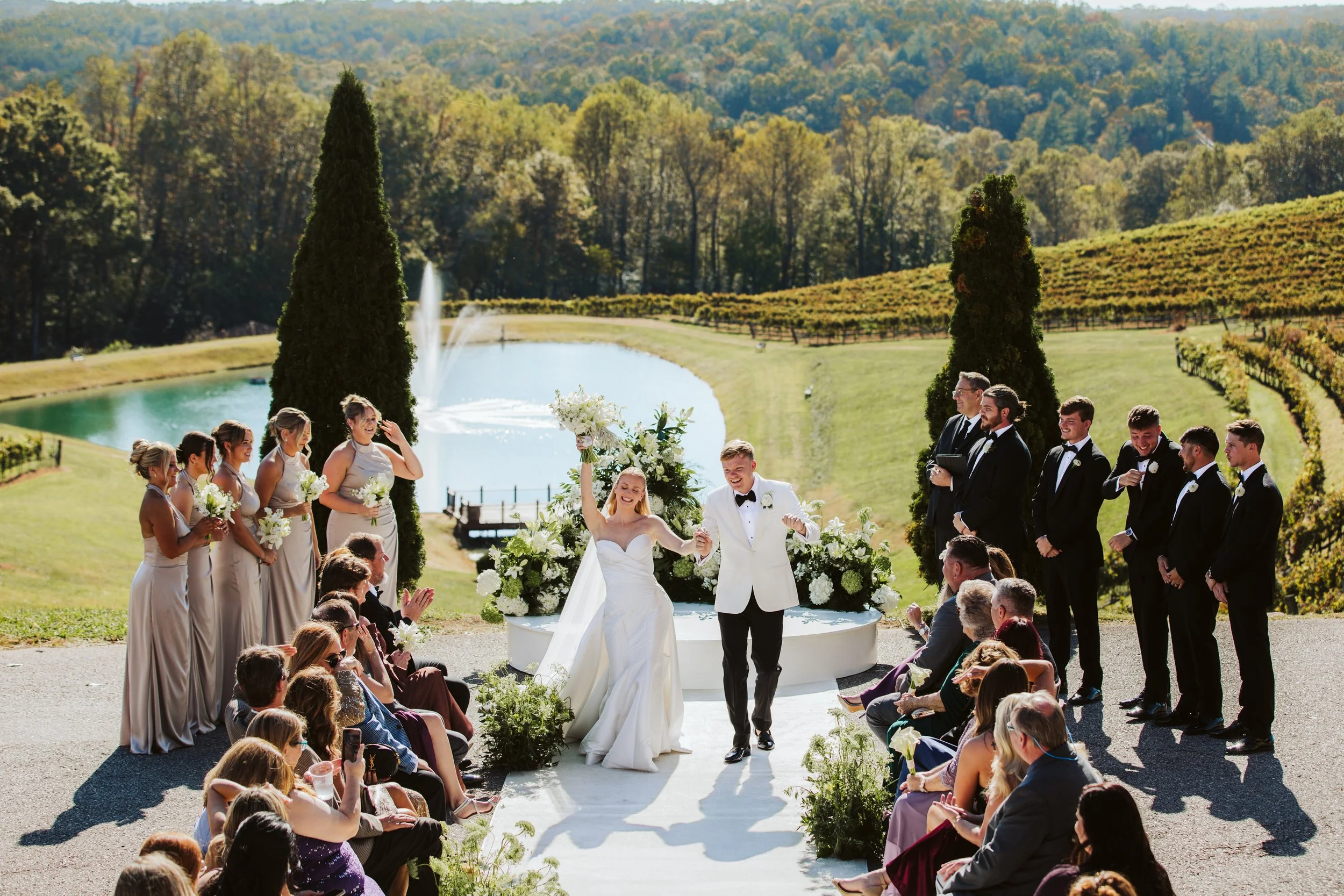 Montaluce’s on-site villas allow couples to turn their elopement into a full wedding weekend