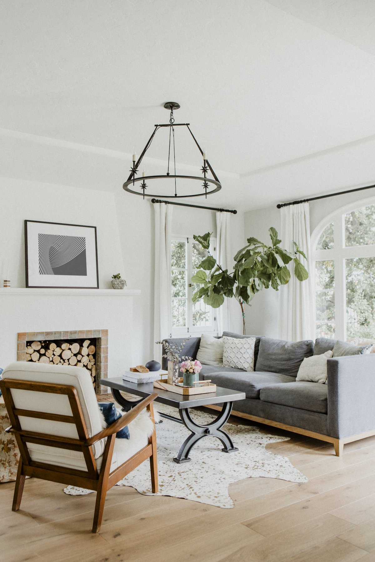 simple-living-room-interior.jpg