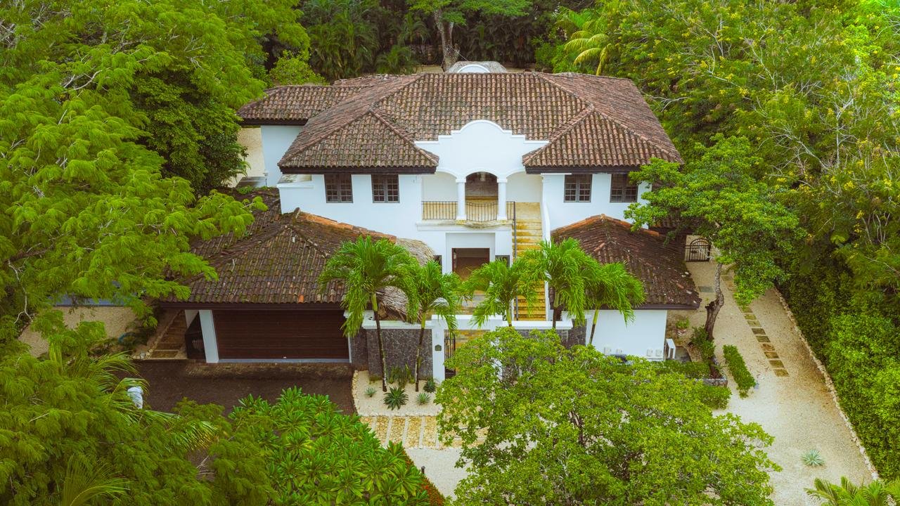 PHOTO-2025-11-19-18-17-11 3.jpg