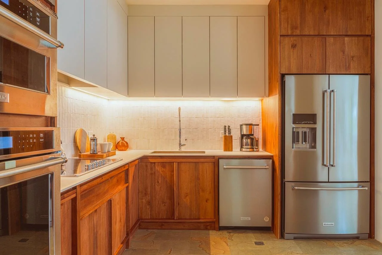 PHOTO-2025-11-19-18-18-00 2.jpg